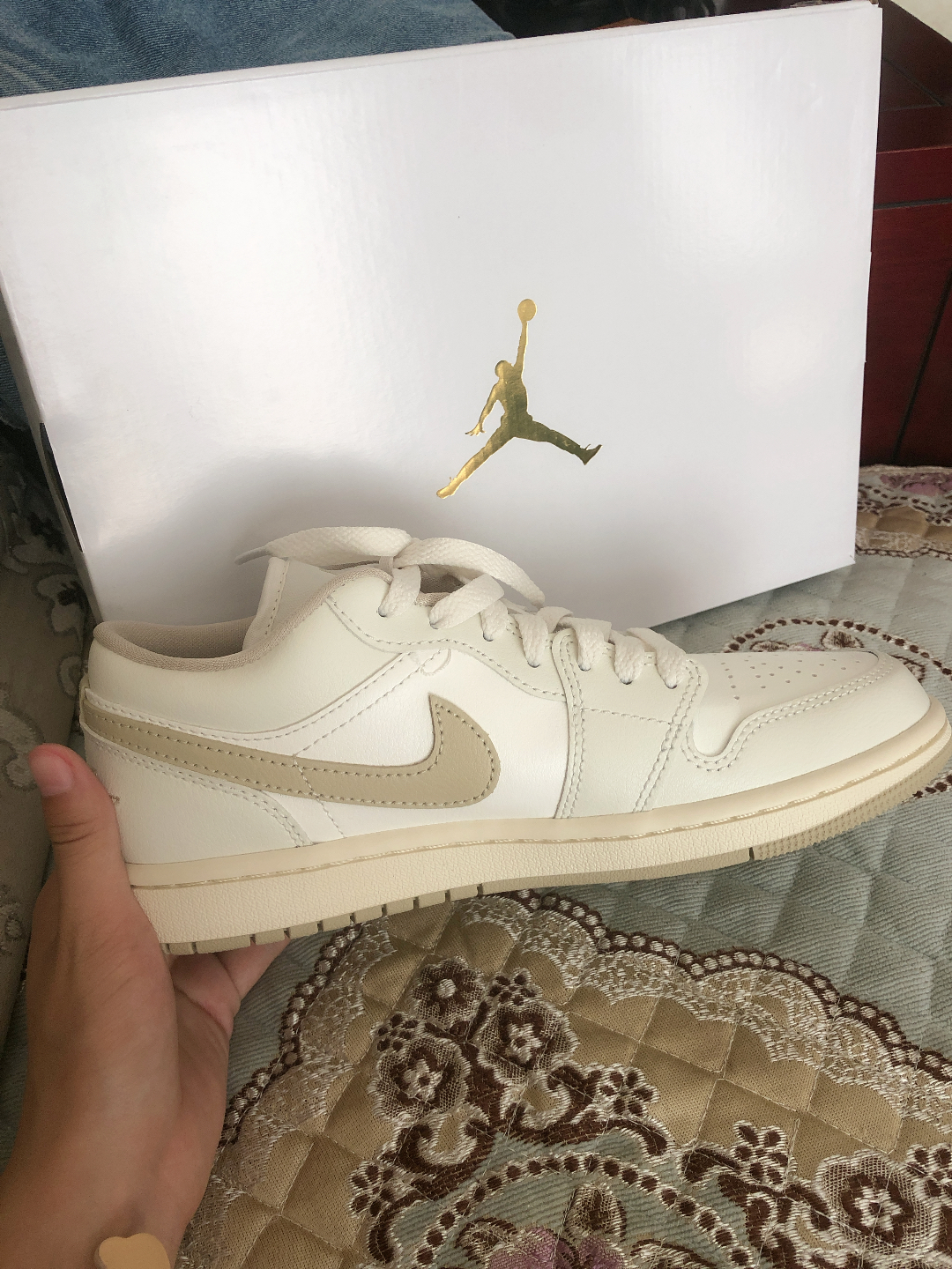 custom review-Jordan Air Jordan 1 Нижняя юбка Устойчивая к истиранию Низкий топ Винтажные баскетбольные кроссовки Женские Бежевый
