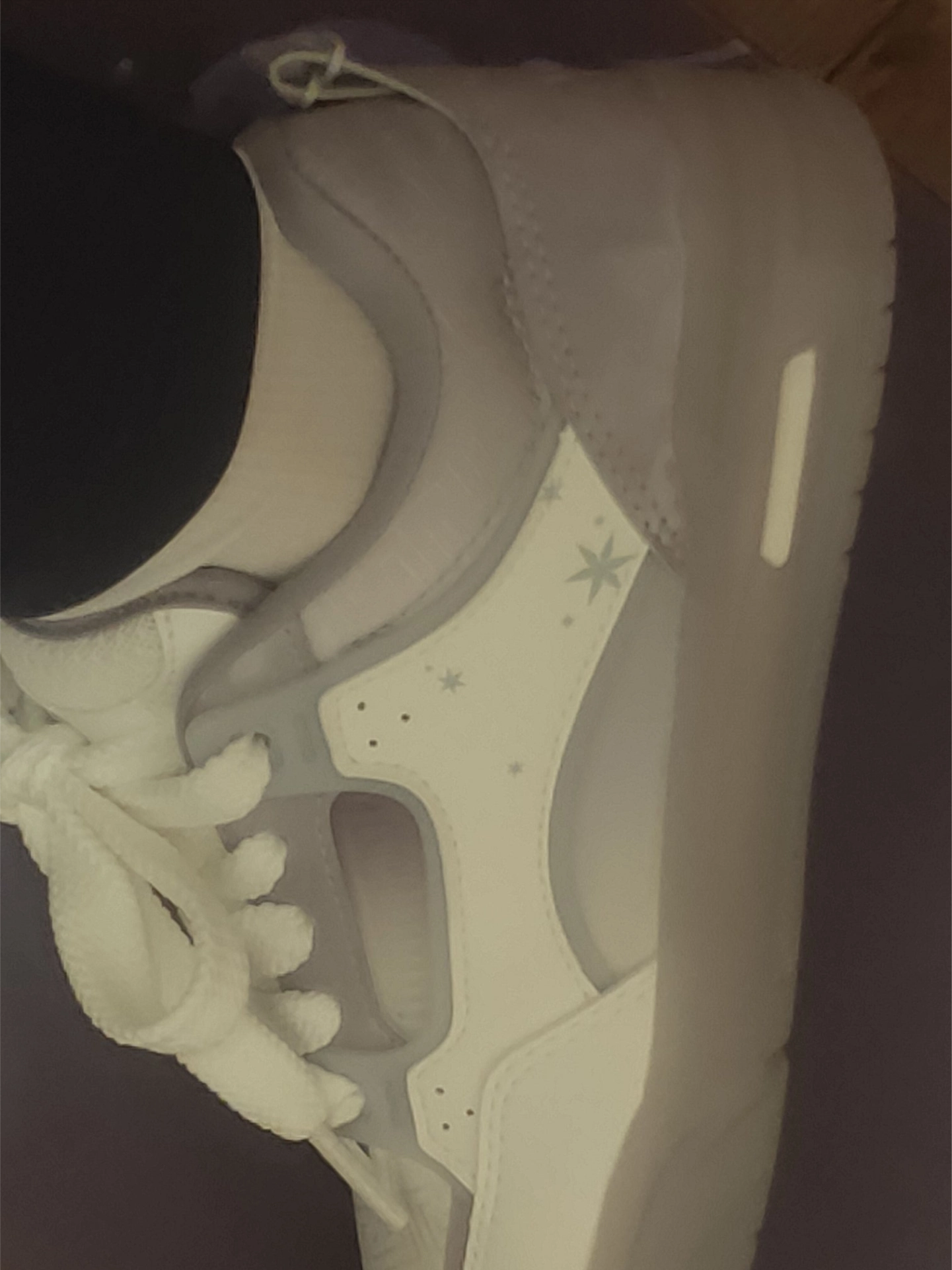 custom review-Genshin x Anta Покрытие Устойчивое к истиранию Низкие Кроссовки для скейтбординга Женские Белые Фиолетовые