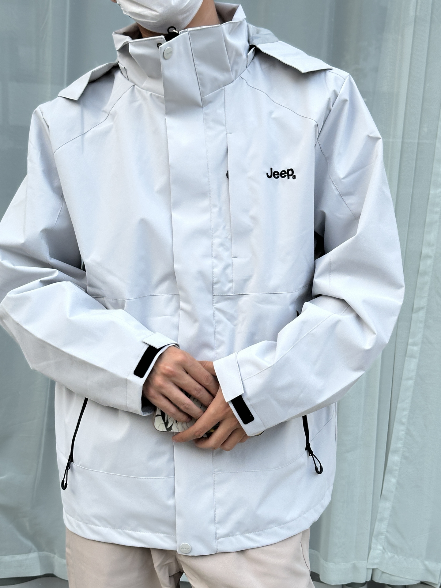 清新冰川灰配色的冲锋衣又酷又帅