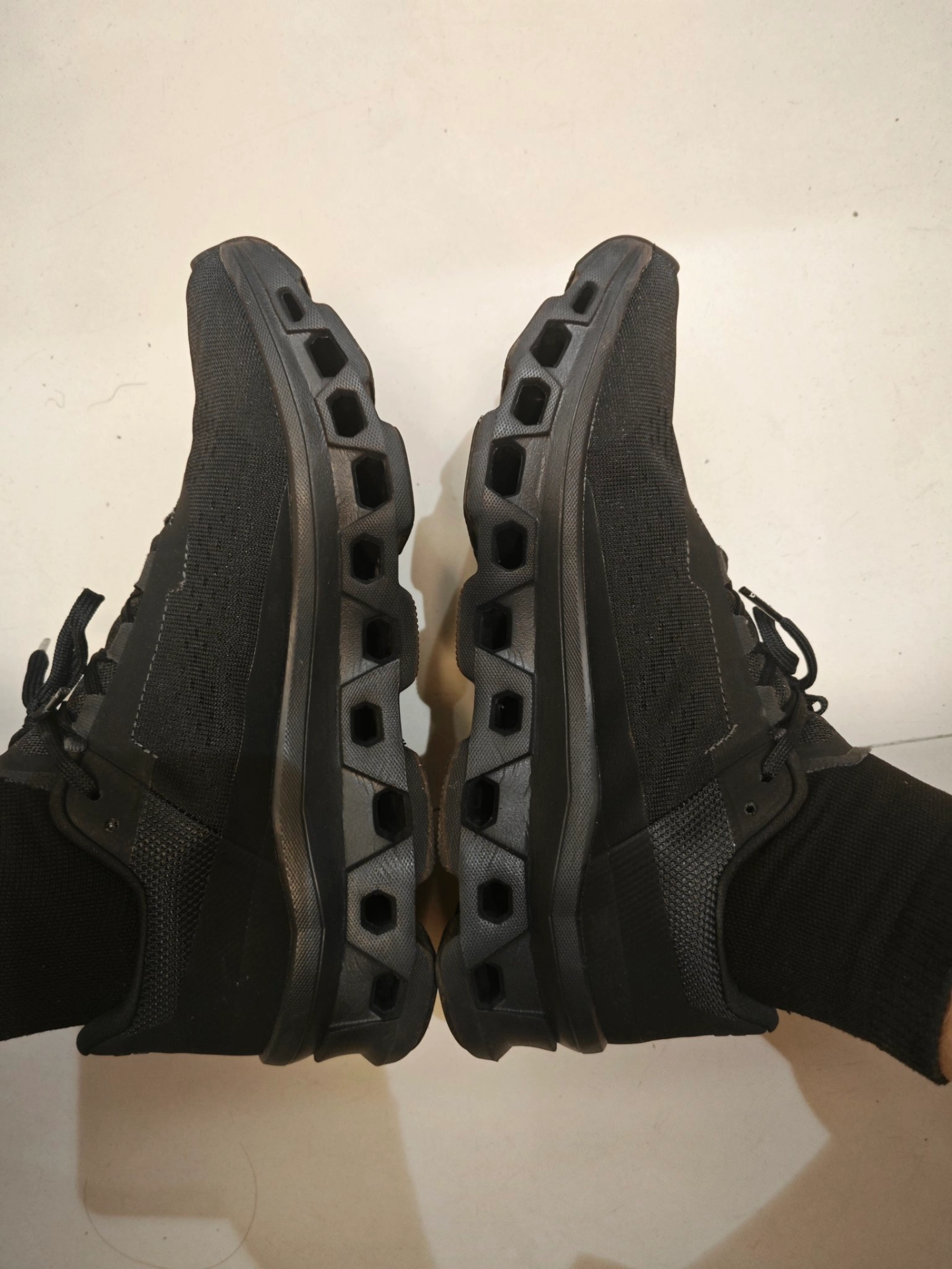 custom review-ON Cloudmonster Амортизация Противоскользящий Износостойкий Дышащий Отскок Низкий Верх ТРЕНИРОВКА БЕГ Обувь Мужская