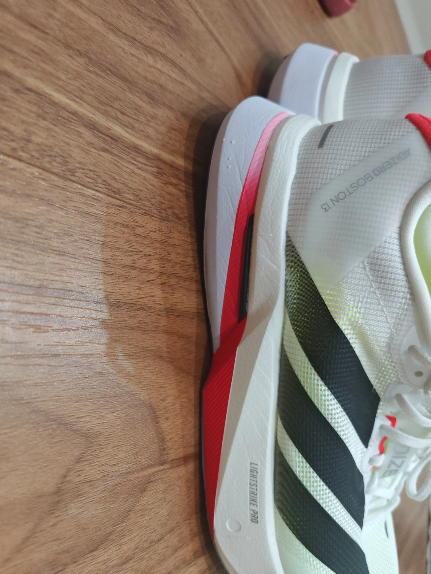 custom review-Adidas Adizero Boston 13 Амортизация Износостойкий Низкий Топ Повседневный Городской Коммутирование Беговые кроссовки Мужской Белый