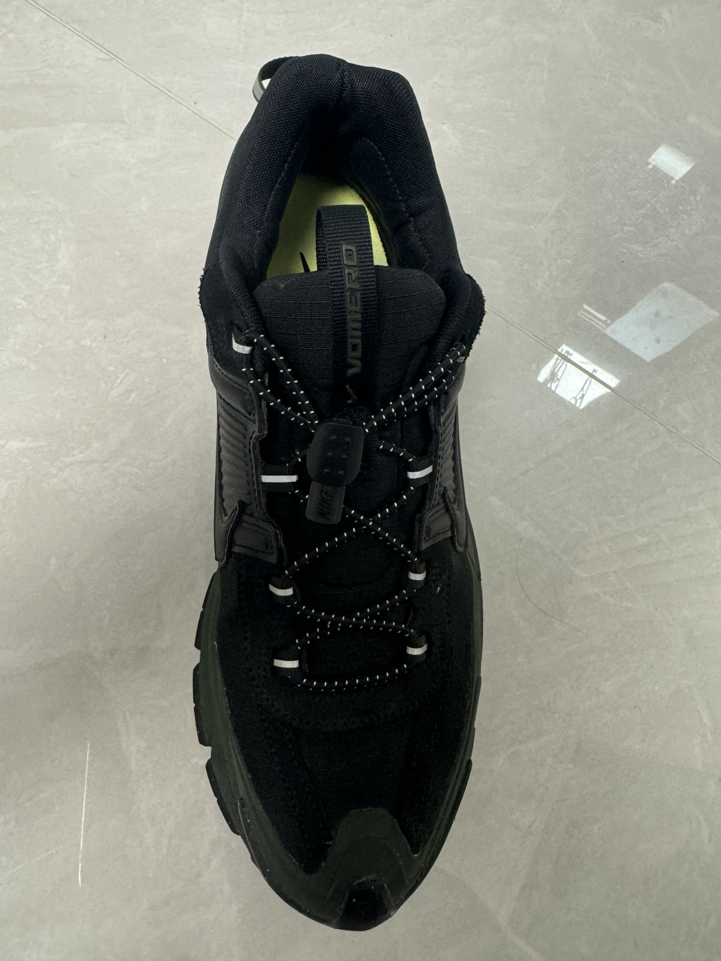 custom review-Nike ZOOM VOMERO ROAM Повседневная беговая обувь Мужская Черная Зеленая