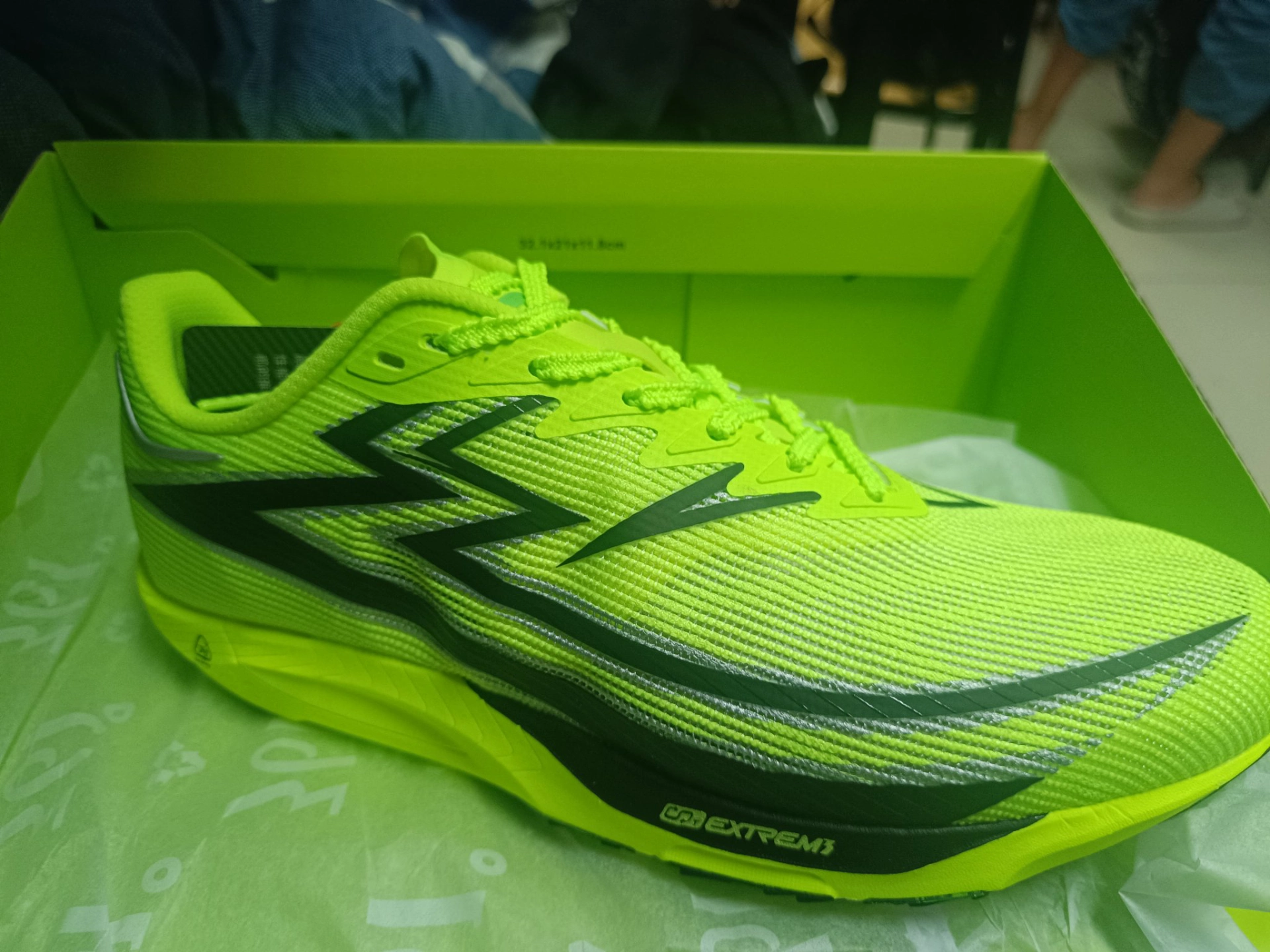 体考训练神鞋飚速future评测