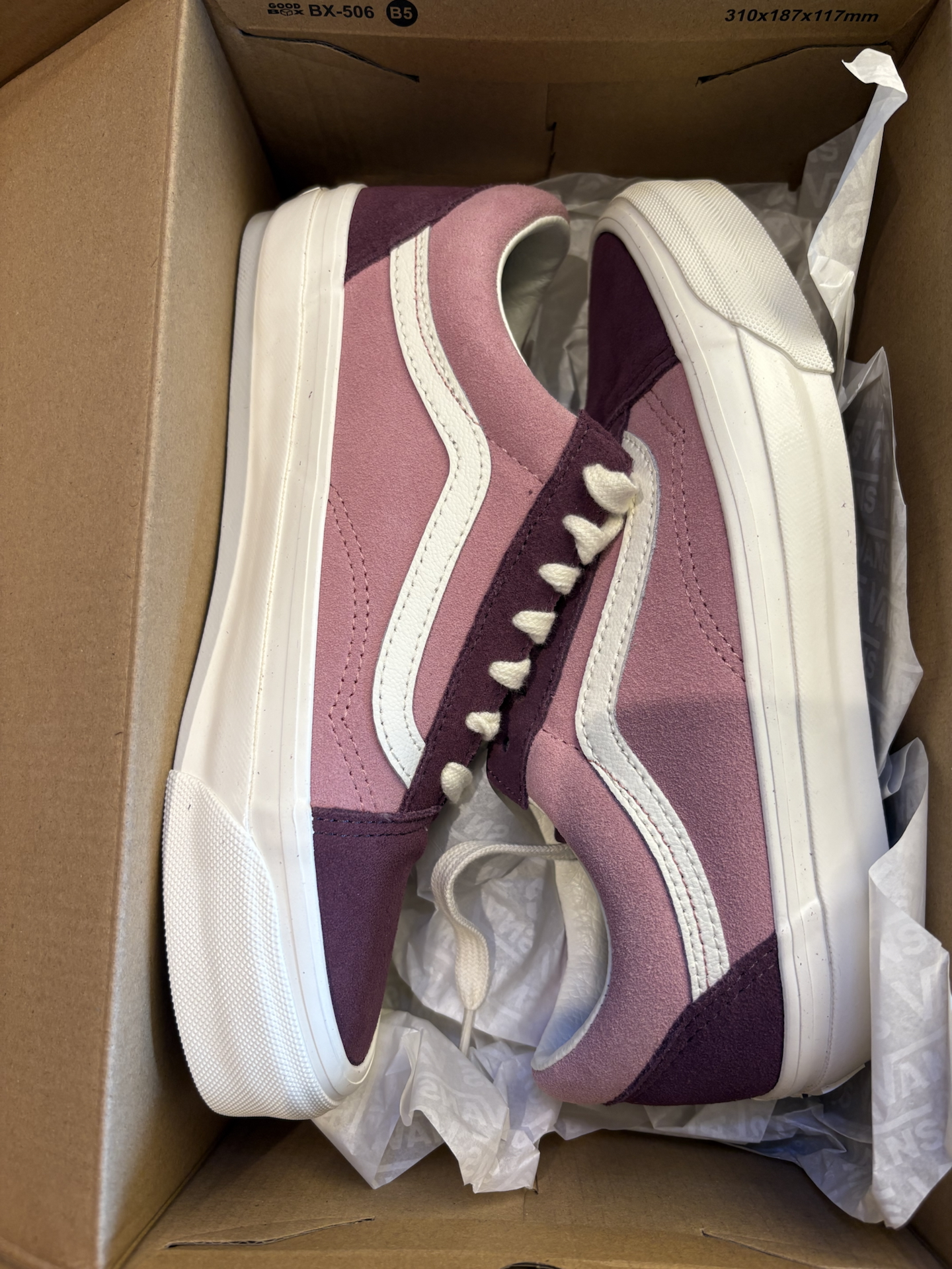 vans 配色这方面真的有点东西