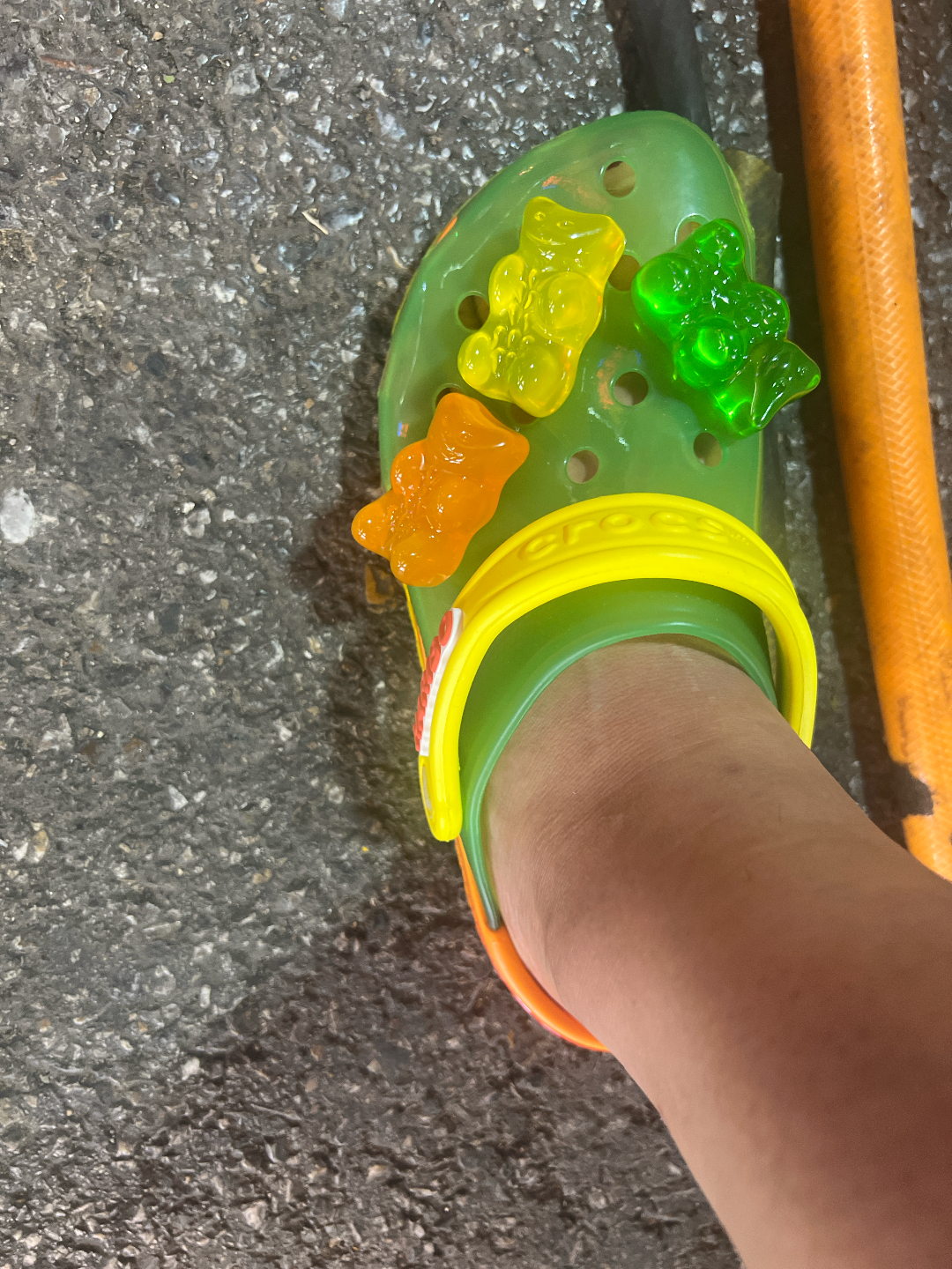 custom review-HARIBO x Crocs Классическая саба Унисекс Многоцветная