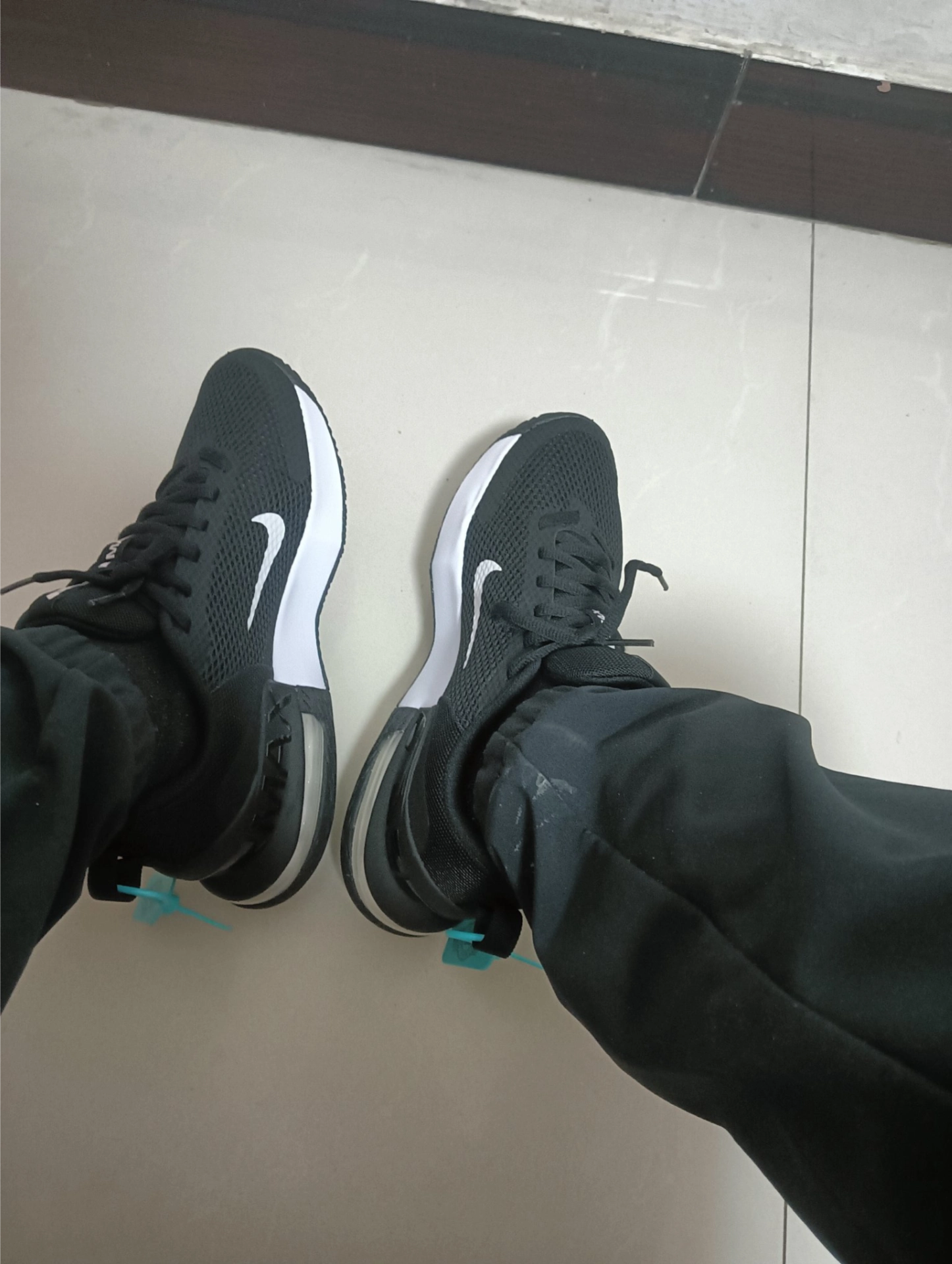 custom review-Nike Air Max ALPHA Аbrasion Resistant Низкий Топ Кроссовки для тренировок Мужские Черно-белые