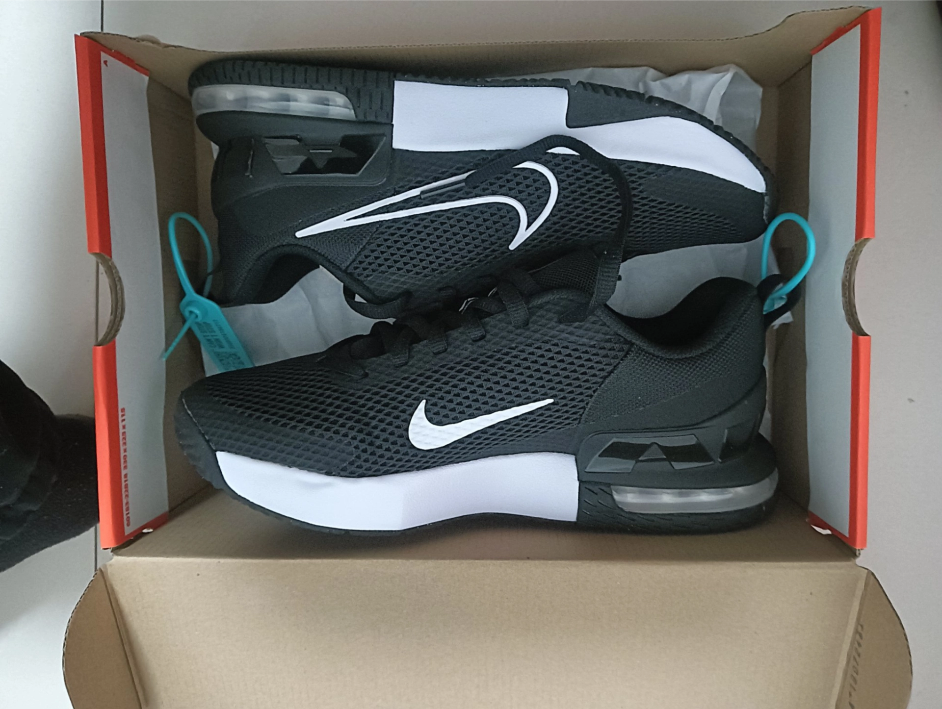 custom review-Nike Air Max ALPHA Аbrasion Resistant Низкий Топ Кроссовки для тренировок Мужские Черно-белые