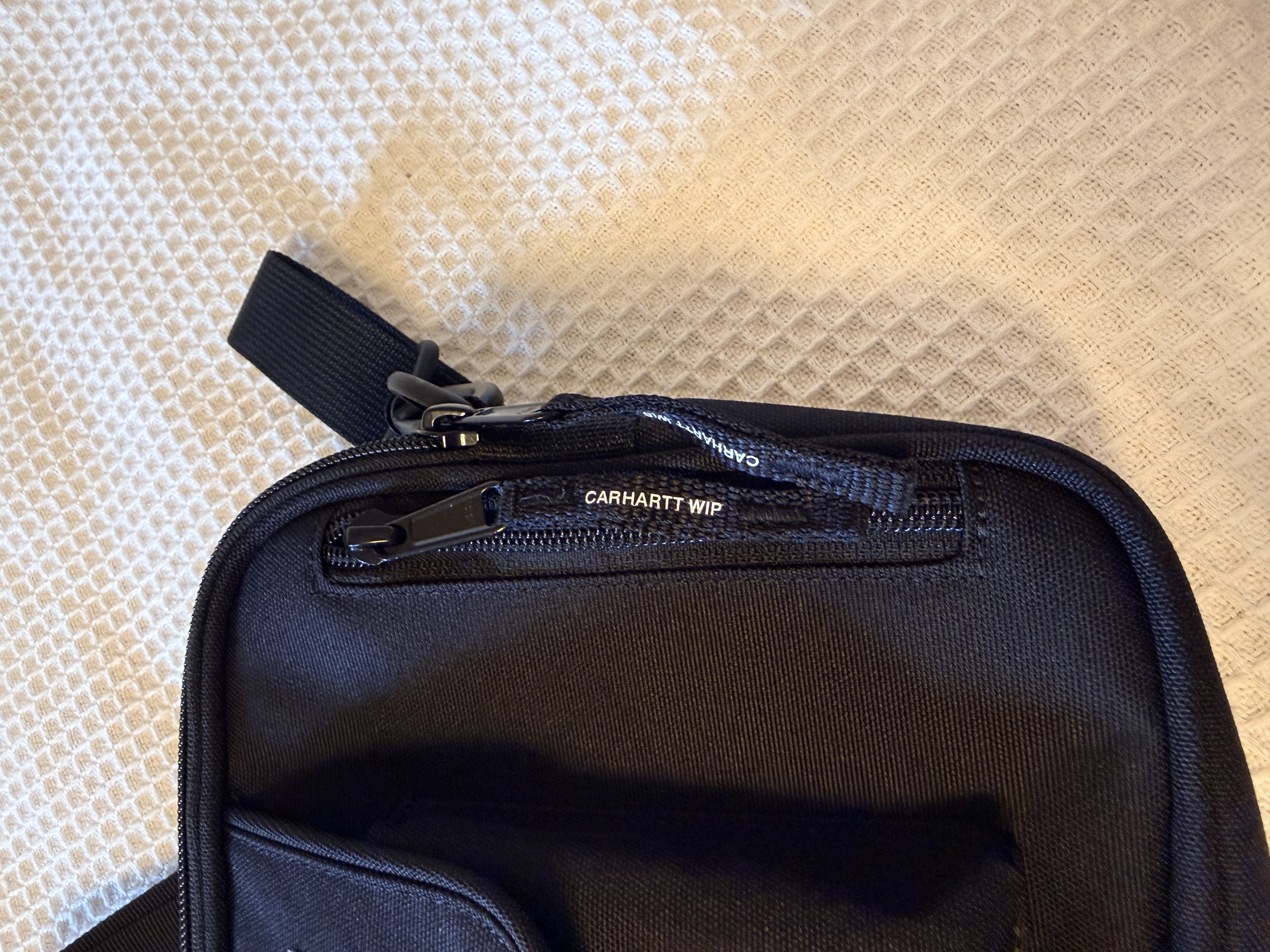 custom review-Carhartt WIP Полиэстер Нейлоновые Сумки через плечо Сумка на плечо Мужская Черная