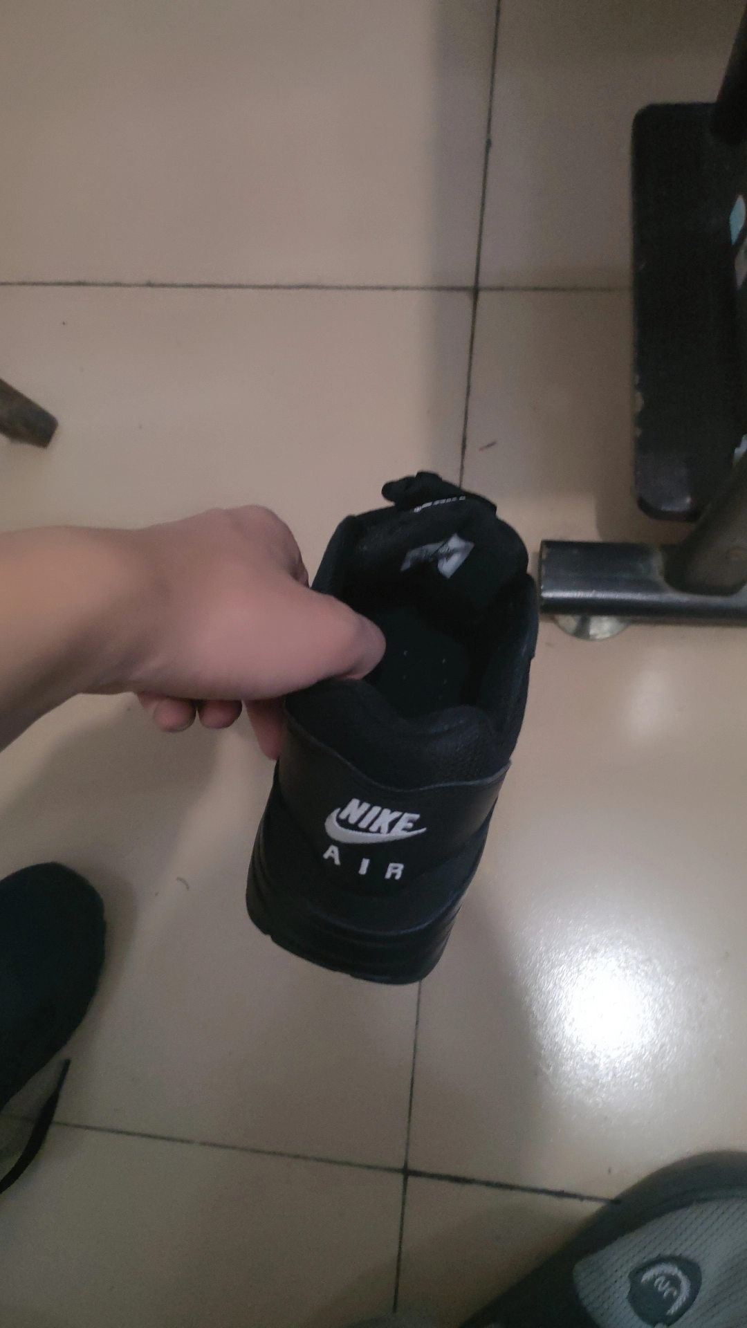 custom review-Nike Air Max 1 Abrasion Resistant Низкий Топ Повседневные Беговые кроссовки Мужские Черно-белые