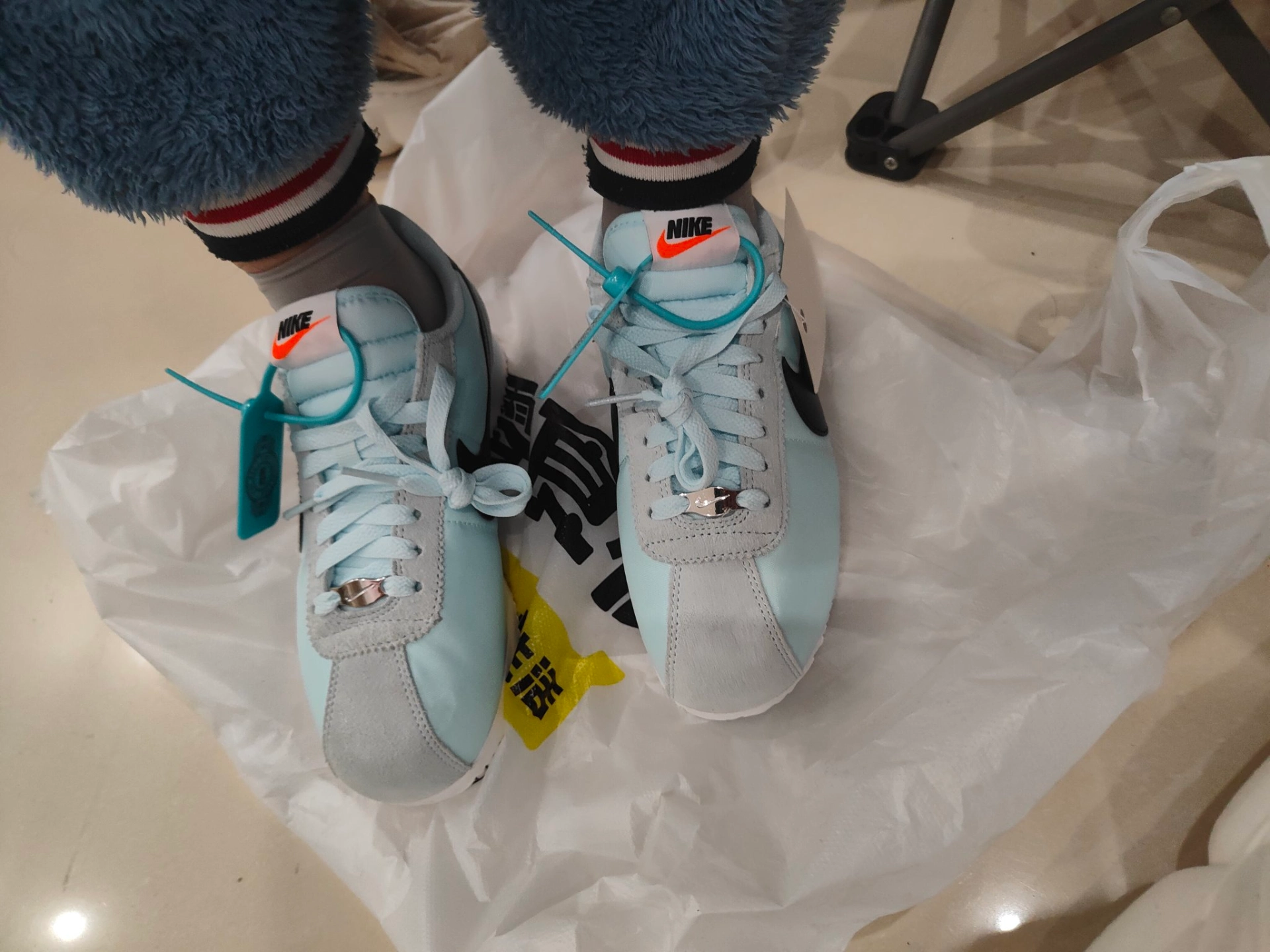 custom review-Nike Cortez Low Топ Повседневный Городской Коммутер Беговые кроссовки Женские Синий Черный