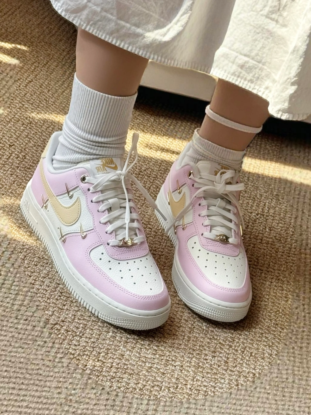 nike air force 1 07 lx粉白女款板鞋:诠释轻盈与时尚的完美