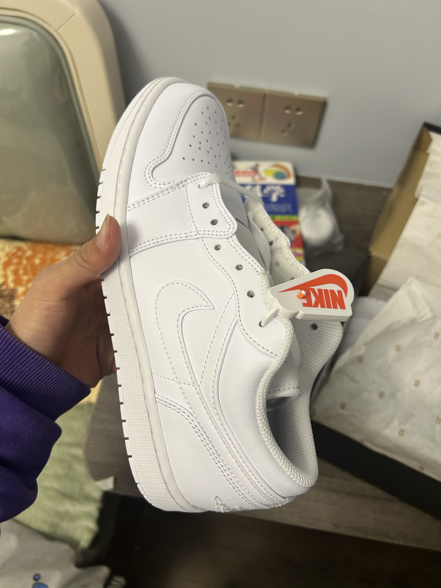 能平替空军的aj1纯白配色小白鞋