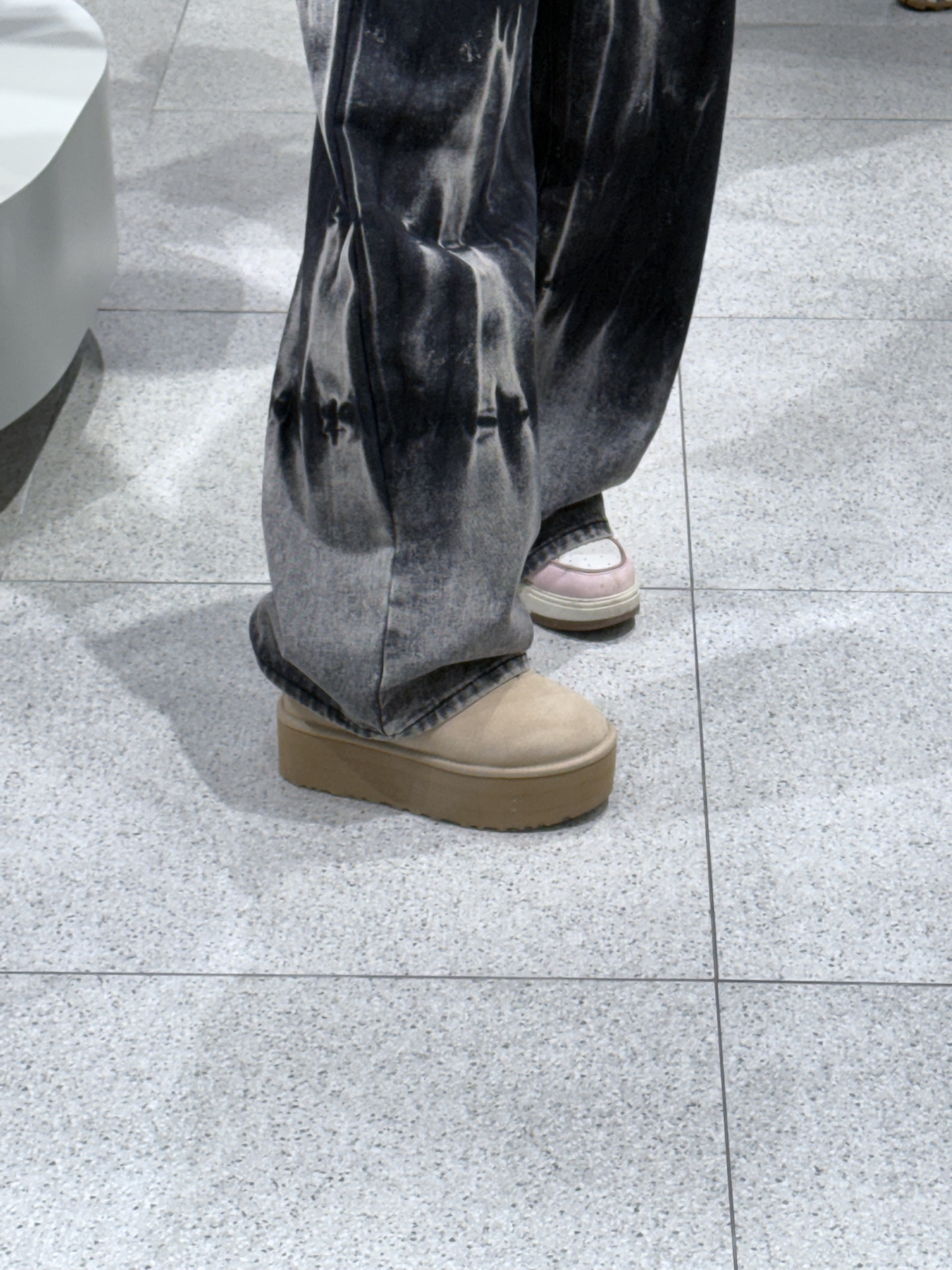 custom review-UGG Термические противоскользящие ботинки для снега женские песочного цвета 9 см