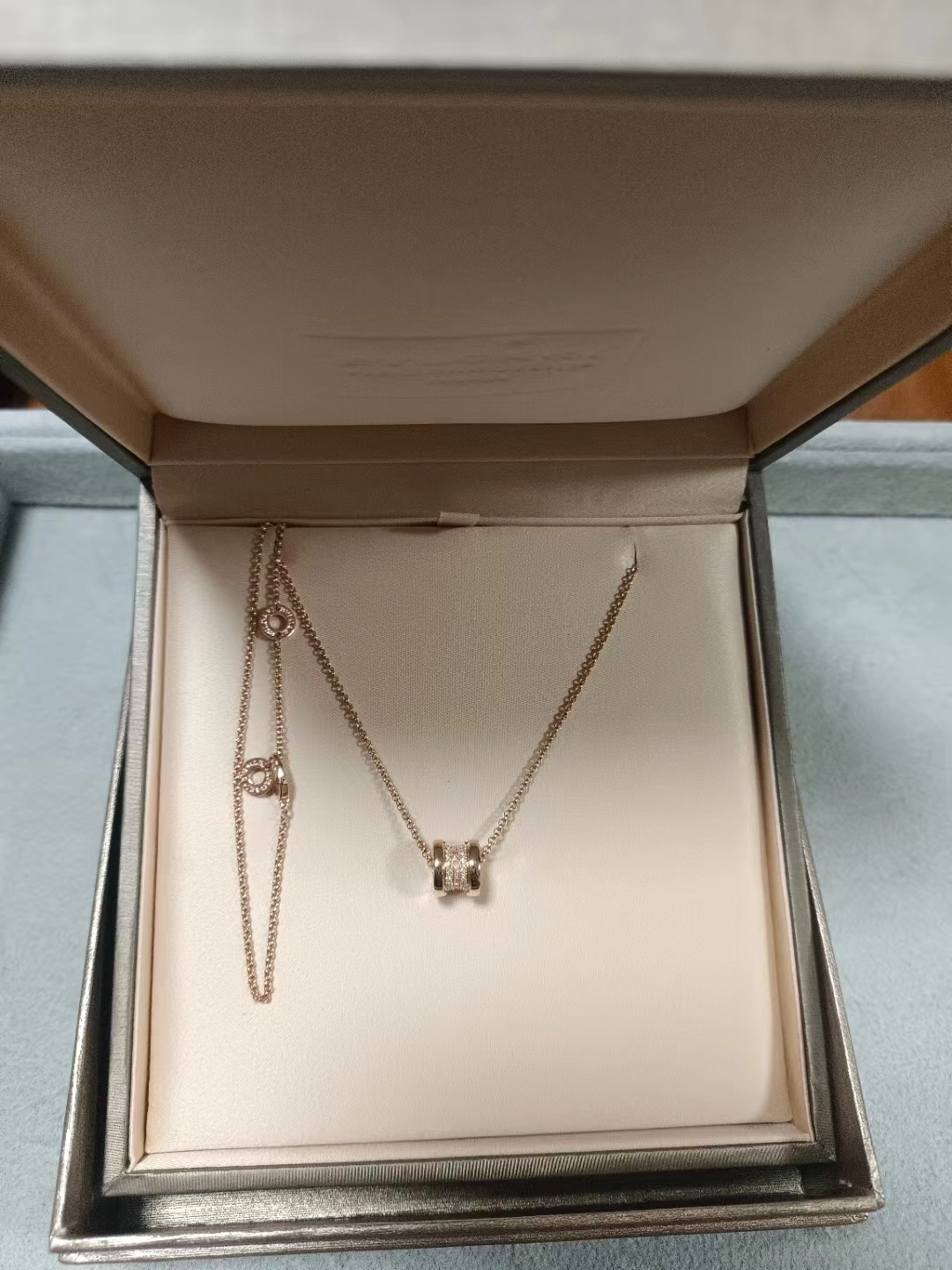 宝格丽满钻小蛮腰项链