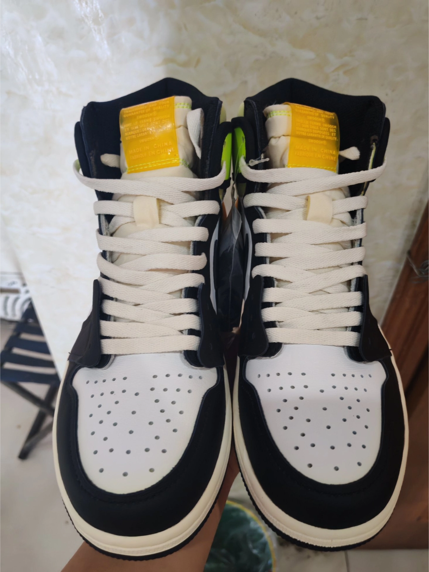 custom review-Jordan Air Jordan 1 High OG Ретро 'Вольт Золотой' Высокий Топ Винтажные Баскетбольные Кроссовки Унисекс Желто-Оранжевый Палец