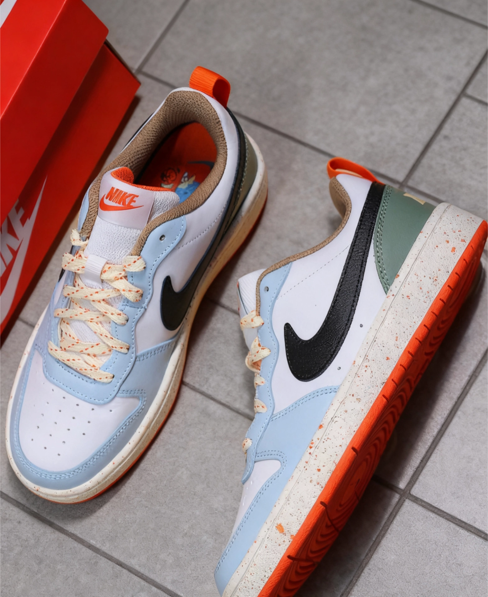 "这双nike鞋,马卡龙配色,泼墨设计太戳心了