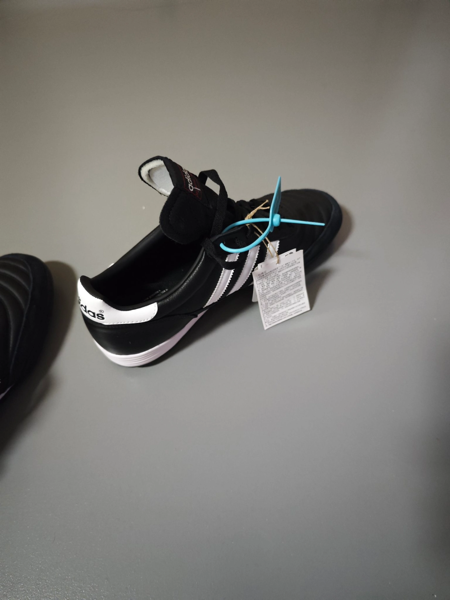 custom review-Adidas MUNDIAL Футбольные бутсы Унисекс Черный Белый