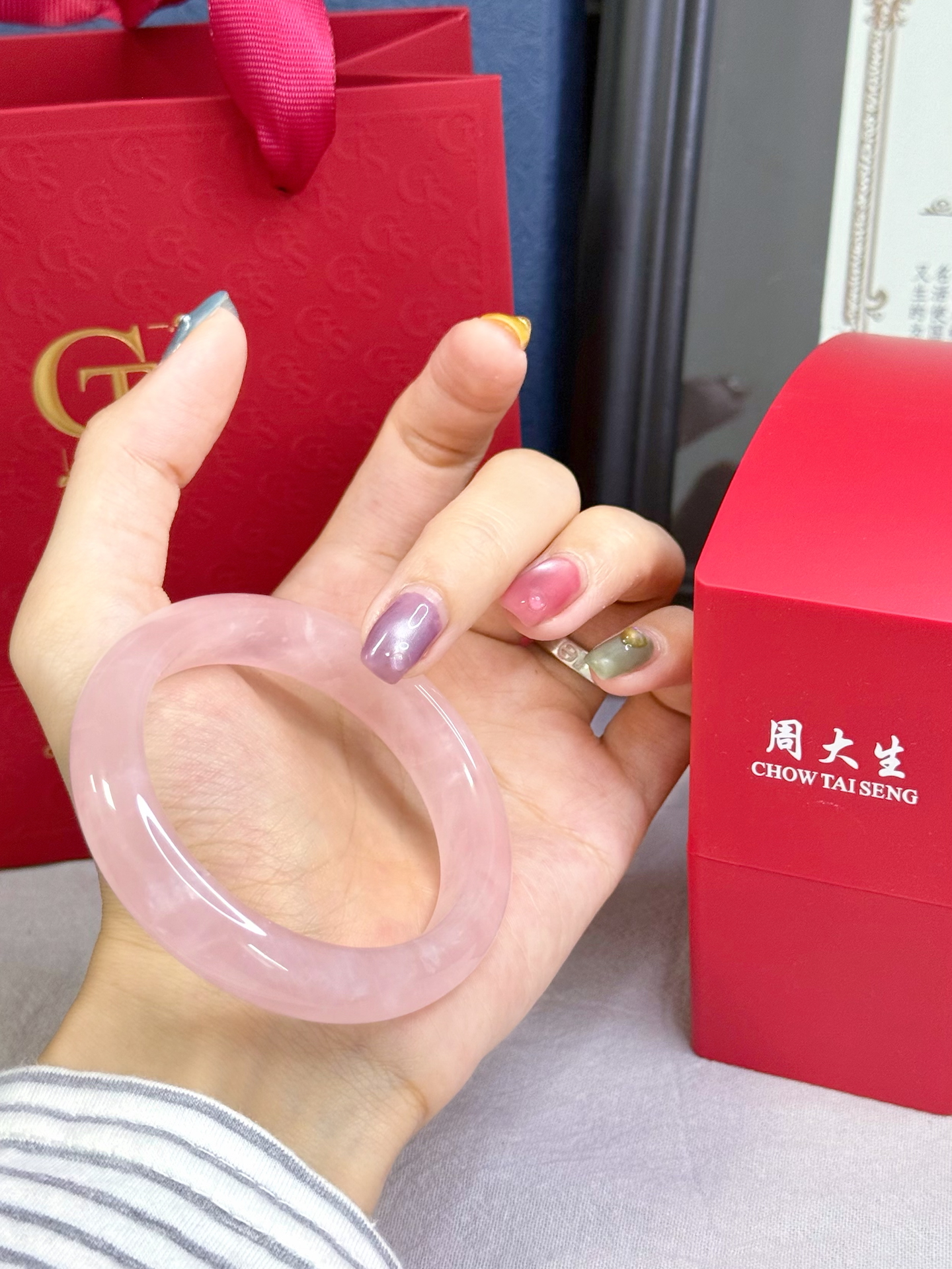 🎁粉手镯开启职场新篇