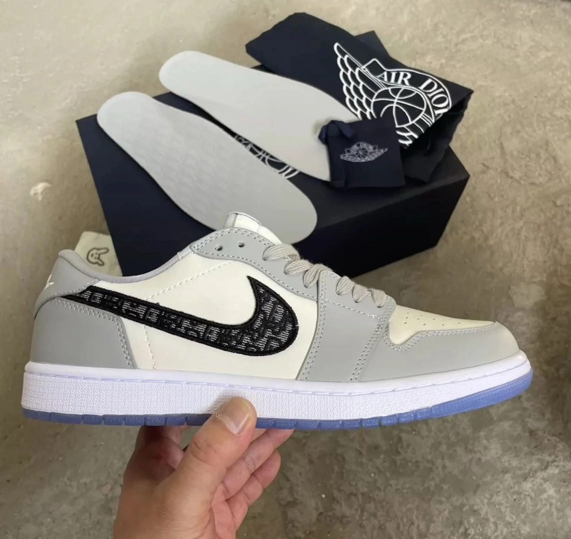 高级灰dunk #dunk白灰色 #airjordan系列