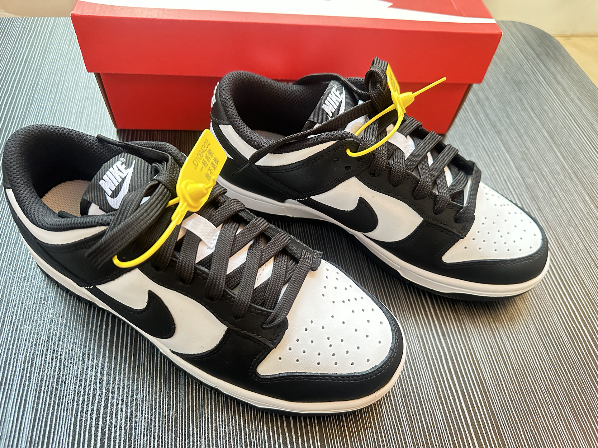 耐克黑白熊猫dunk 经典配色时尚百搭