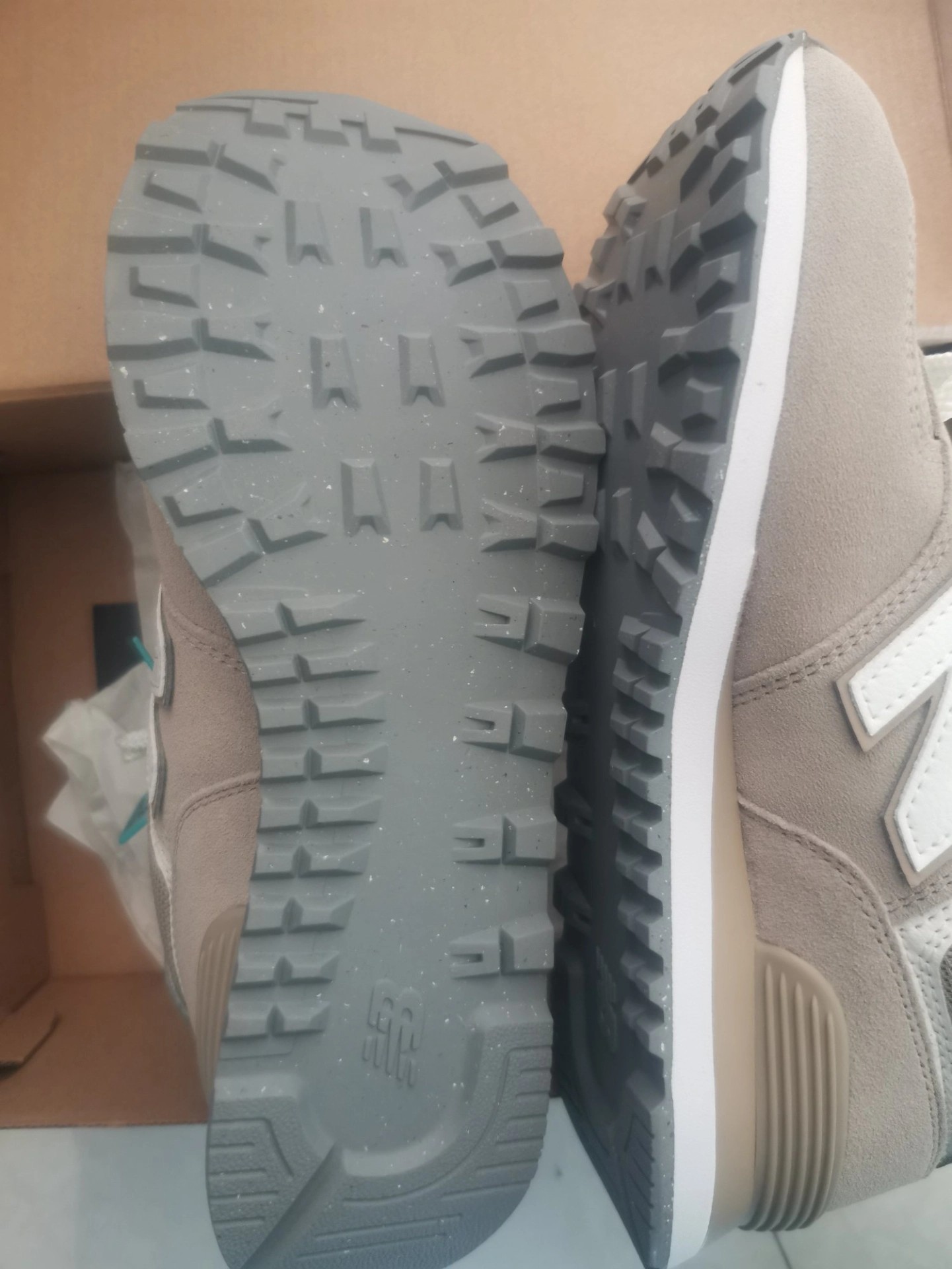 custom review-New Balance NB 574 Устойчивые к истиранию низкие беговые кроссовки для бега Unisex Light Кофе