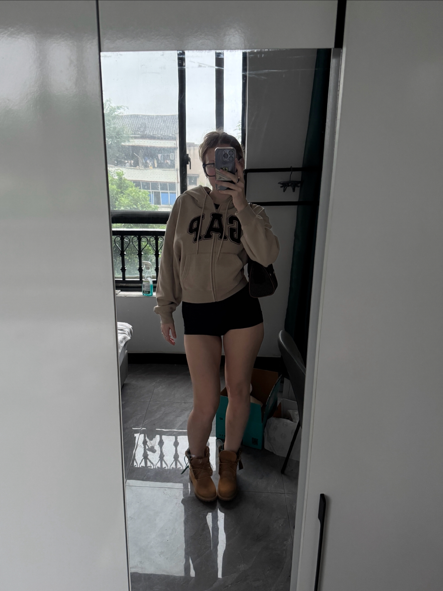 custom review-GAP Женские Свитшоты