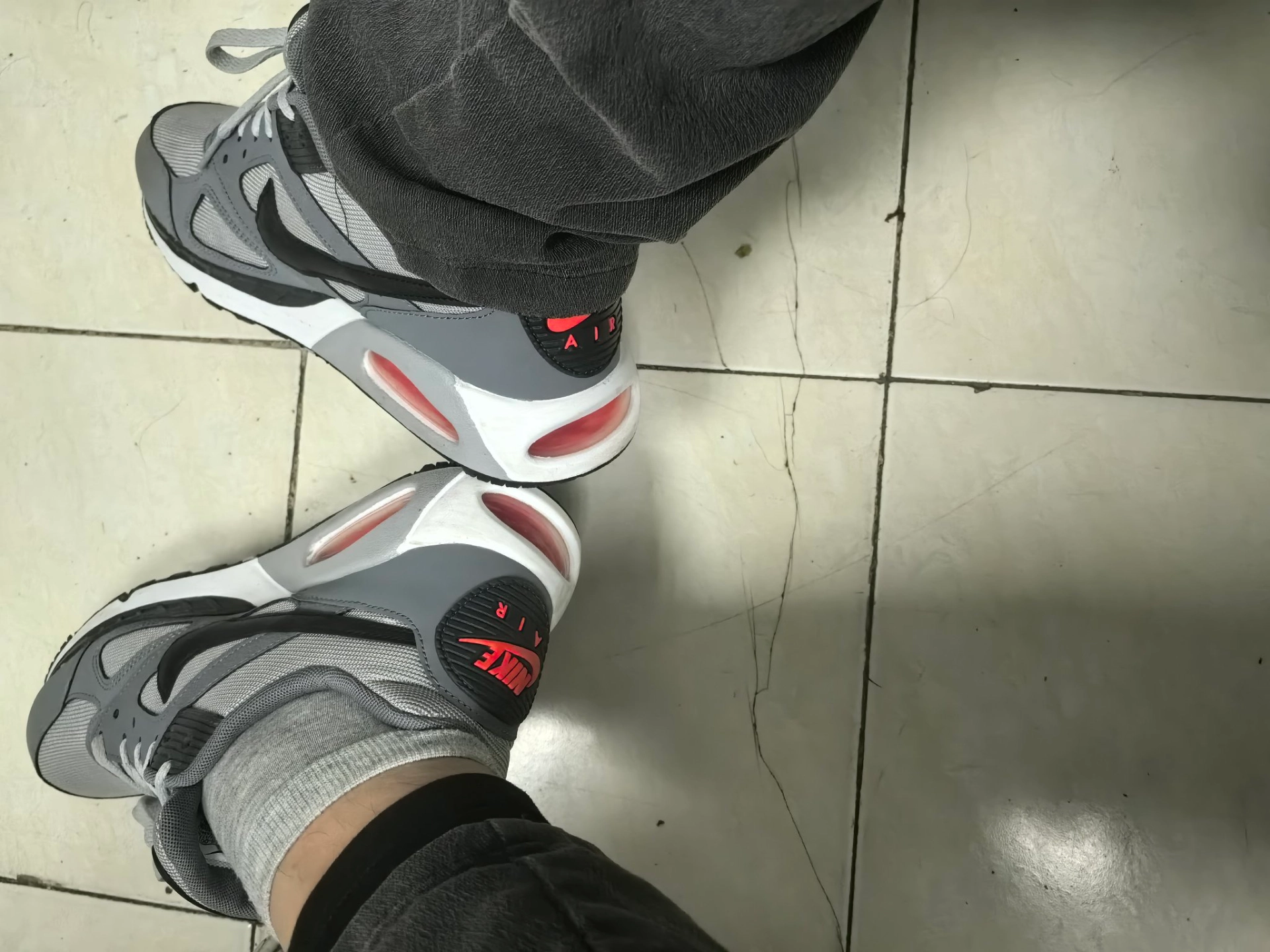 custom review-Nike Air Max Ivo Low Топ Повседневный Городской Коммутер Беговые кроссовки Мужской Черный Серый