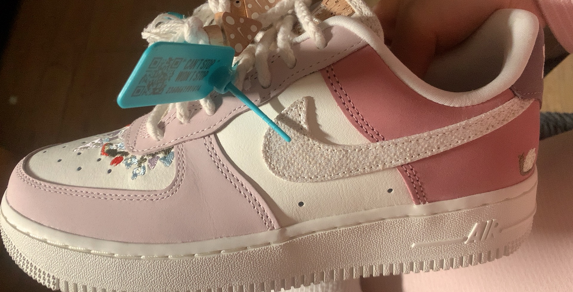 custom review-Nike Air FORCE 1 Slip-on Устойчивый к истиранию Низкий Топ Скейтбординг Женские Розовый Белый