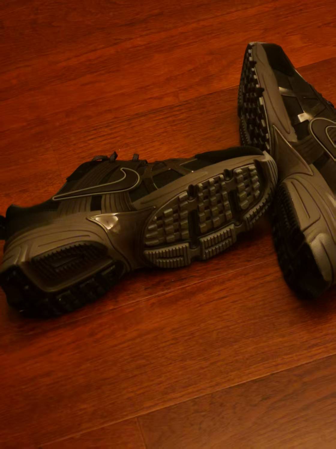 custom review-Nike V2K Run Водонепроницаемый и Дышащий Низкий Топ Повседневный Городской Коммутирование Беговые Кроссовки Женские Черный