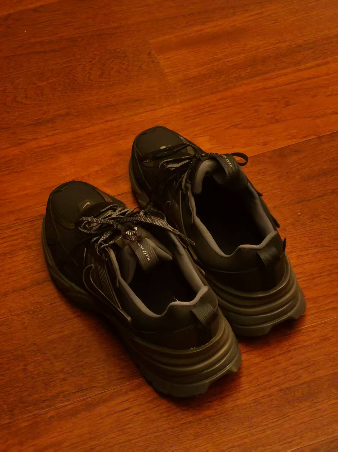 custom review-Nike V2K Run Водонепроницаемый и Дышащий Низкий Топ Повседневный Городской Коммутирование Беговые Кроссовки Женские Черный