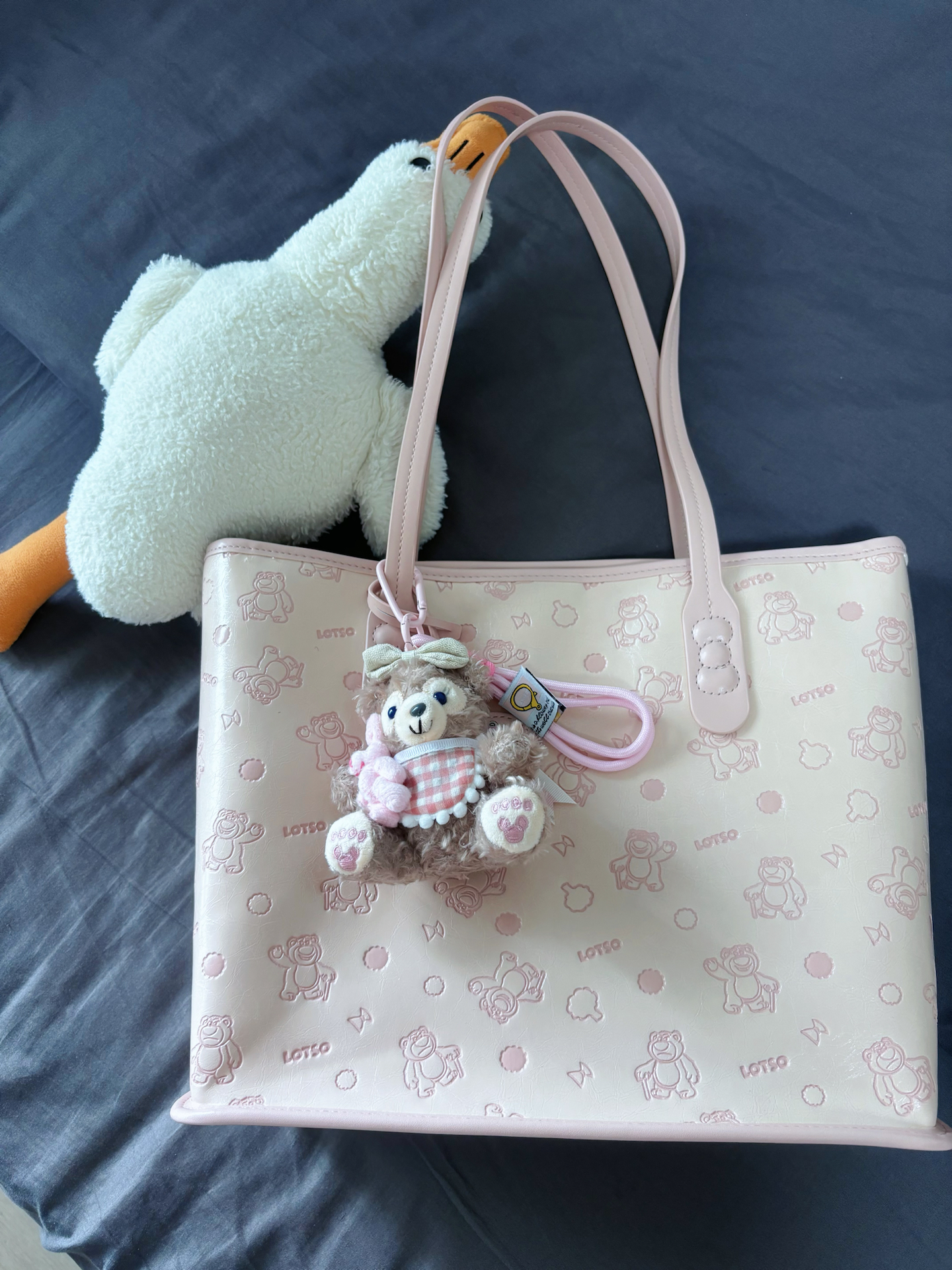 迪士尼草莓熊托特包实测分享👜