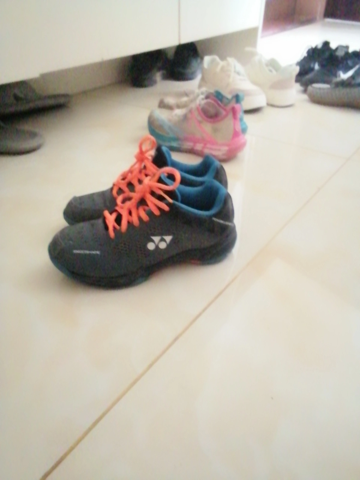 custom review-YONEX Амортизирующая стелька Ткань Амортизация Противоскользящая Устойчивая к истиранию Дышащая Легкий Низкий верх