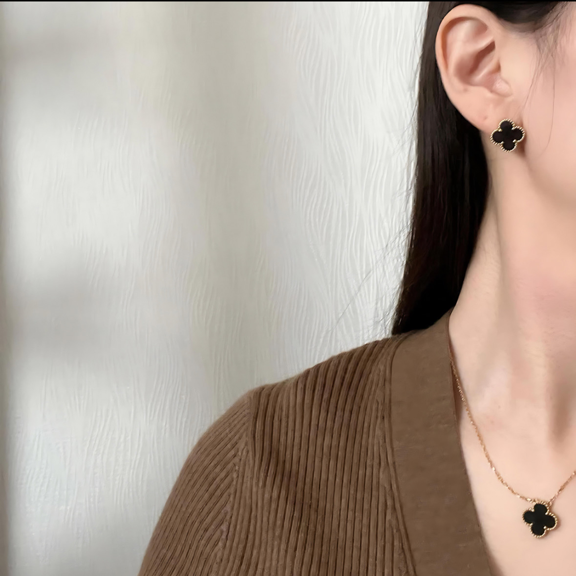 vca梵克雅宝黑色四叶草耳钉手链项链