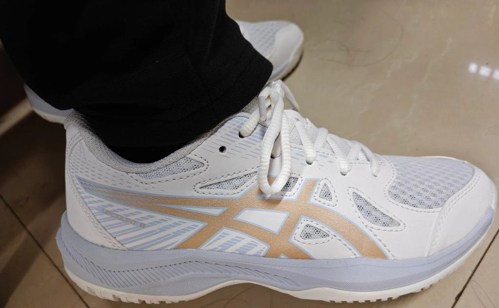 custom review-Asics UPCOURT 6 Устойчивые к истиранию Низкие Кроссовки для тренировок Детские Белые Унисекс