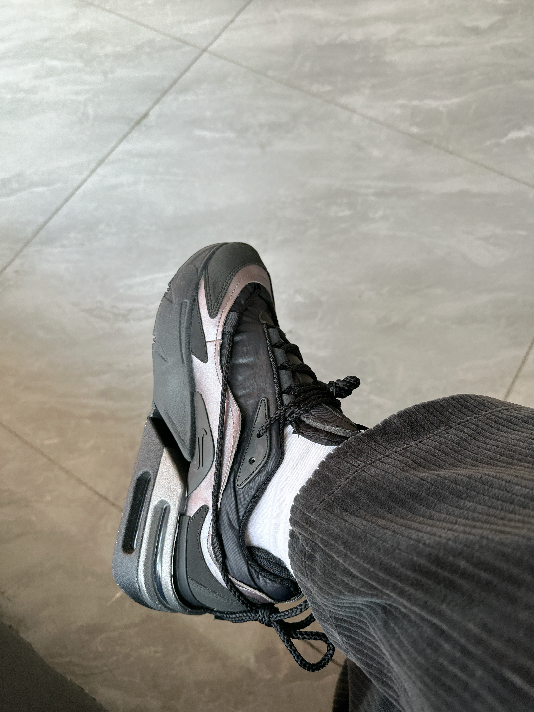 custom review-Nike Air Max Furyosa Low Беговые кроссовки Женские Черные