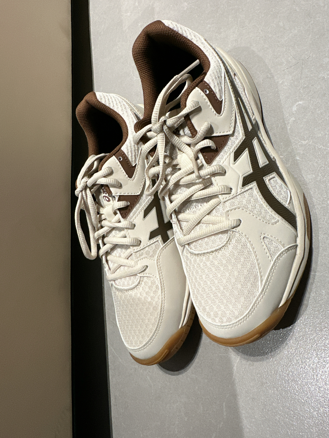 custom review-ASICS RIVRE CF Устойчивая к истиранию низкая обувь для бадминтона унисекс желто-коричневого цвета