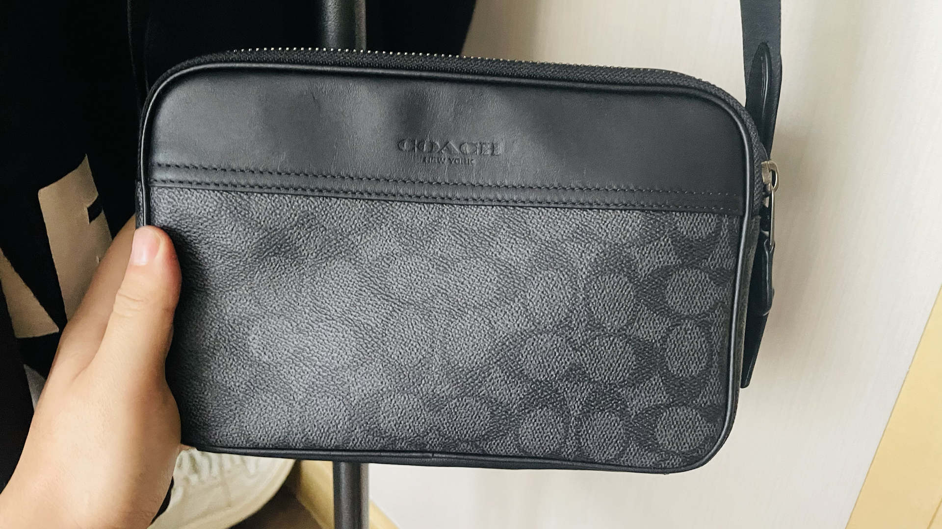 custom review-COACH Graham Искусственная кожа с коровьей кожей Сумка через плечо Средняя Мужская Черная