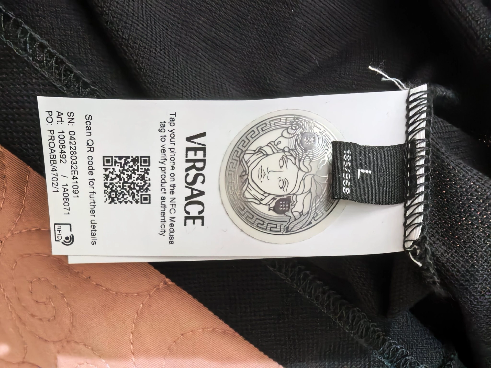 custom review-VERSACE FW22 Поло Мужское Черное