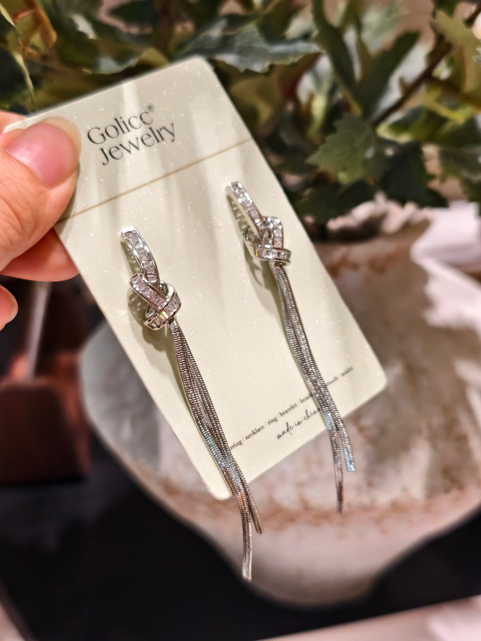 银色流苏耳环😍打结设计 钻饰的灵动之美✨