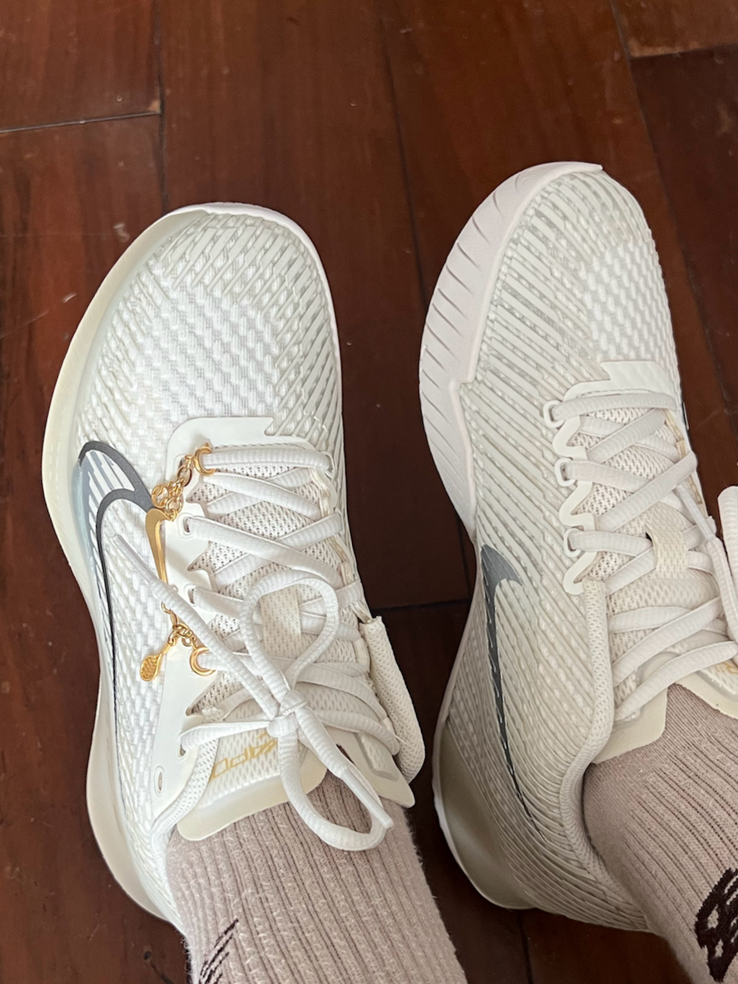 custom review-Nike Court Vapor Low Топ Кроссовки для тенниса Женские Бежевый