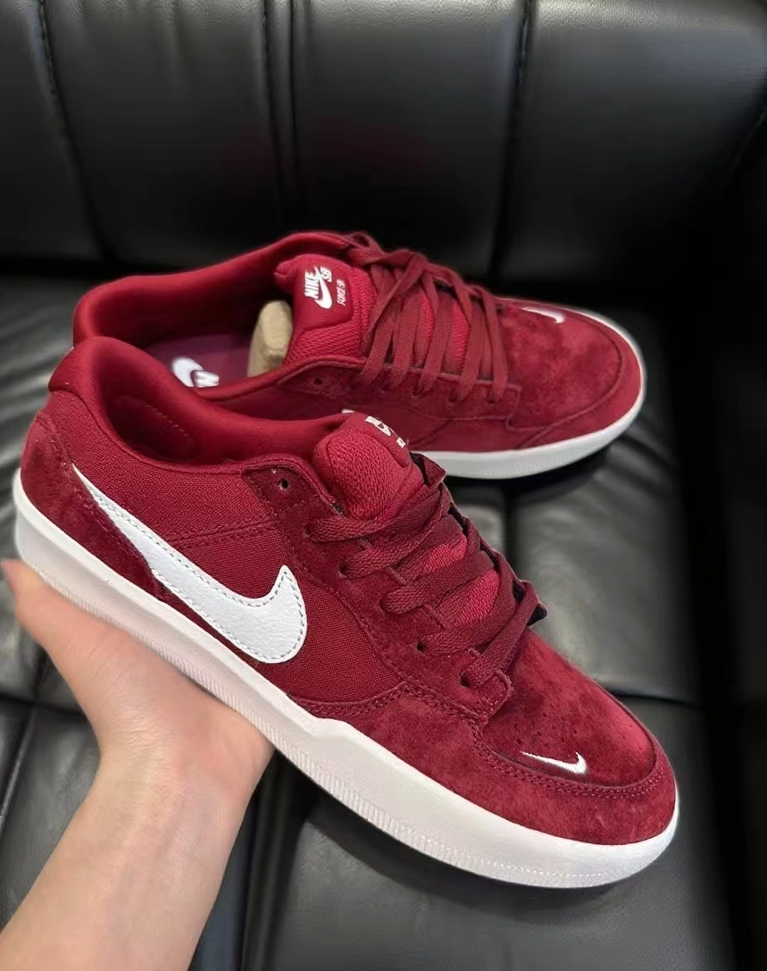 💥低头就被这双耐克帆布鞋小酒红吸引住了✌️通勤族必入💪