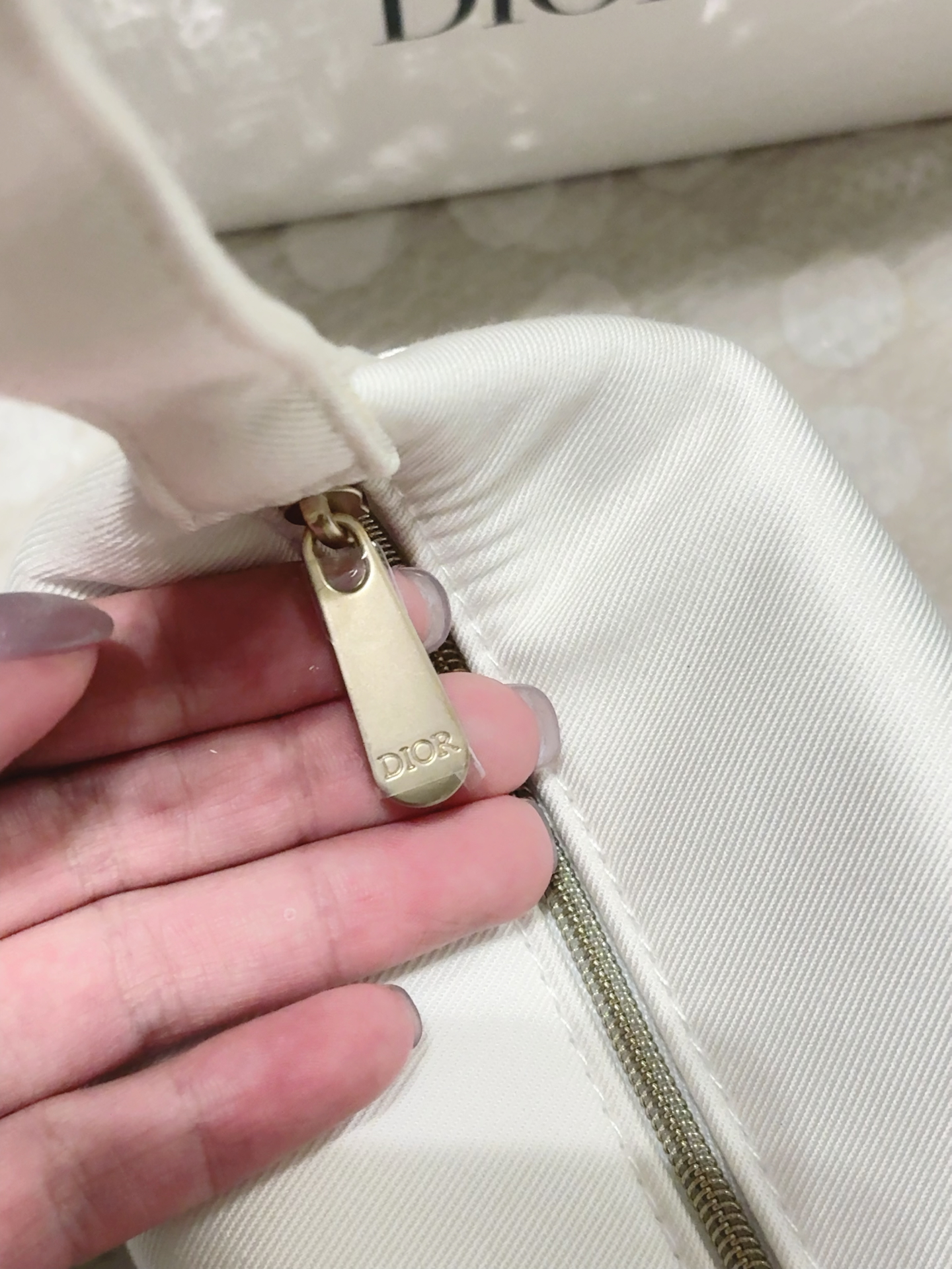 custom review-DIOR Белый Косметика Косметички Хранение