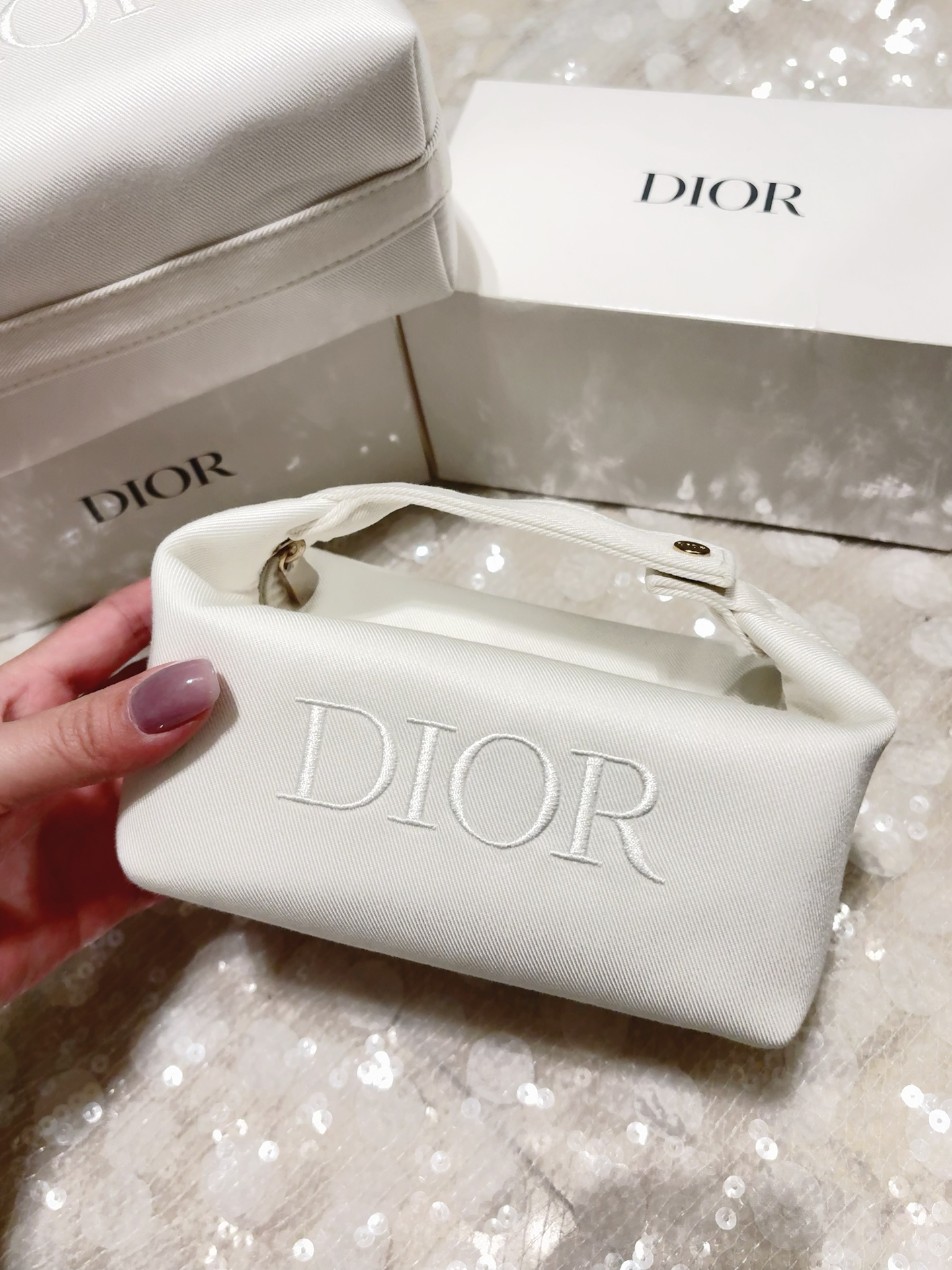 custom review-DIOR Белый Косметика Косметички Хранение