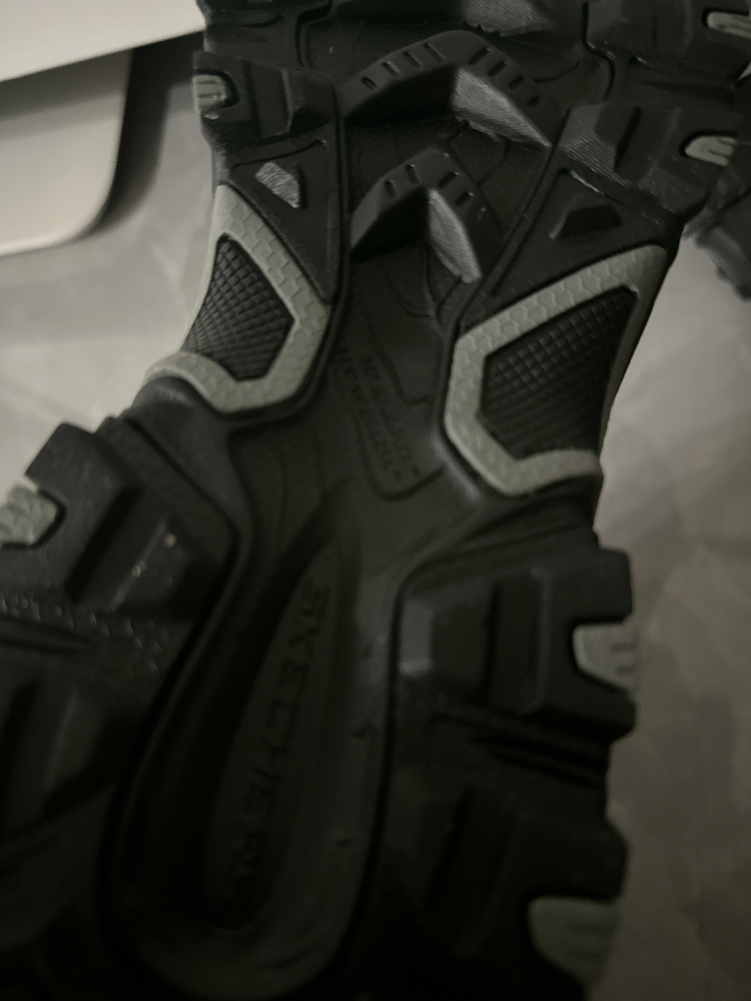 custom review-Skechers Износостойкий Дышащий Поддерживающий Низкий Верх Уличная Обувь Мужская Черная