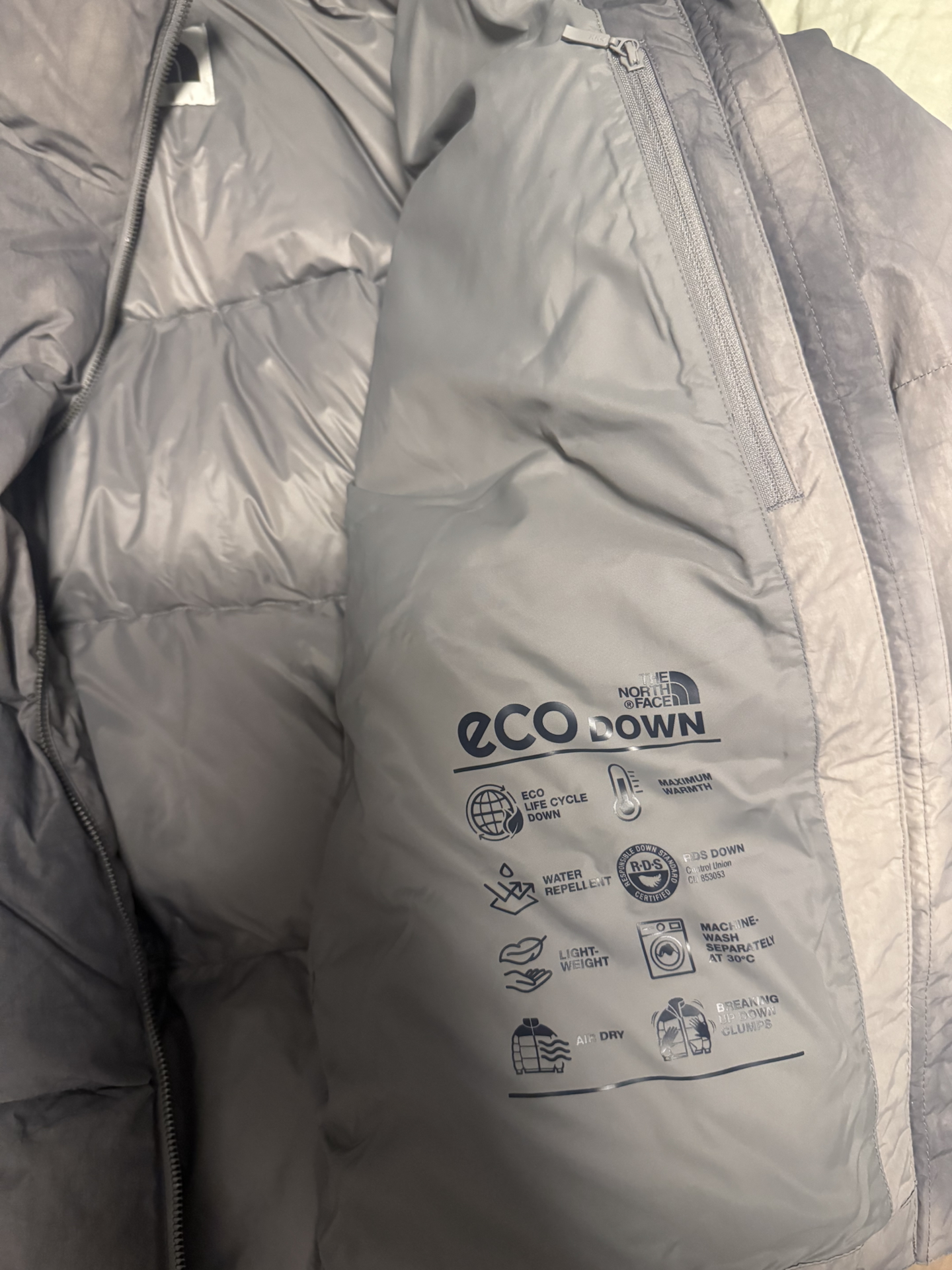 custom review-The North Face Пуховики и зимние пальто унисекс серого цвета