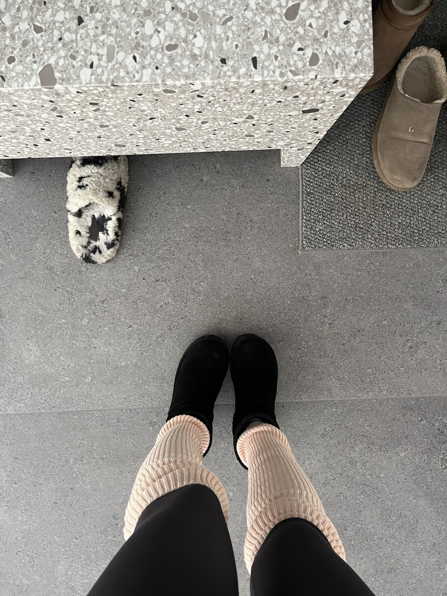 custom review-UGG Короткие Снежные Ботинки Женские Черные