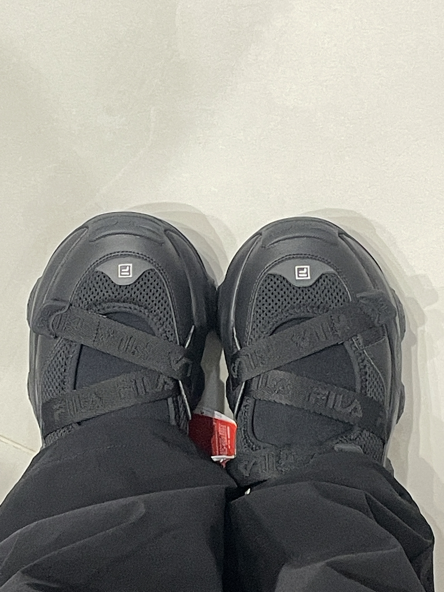 custom review-FILA FRAGOLA Дышащая Увеличивающая Высоту Устойчивая к Износу Амортизация Легкая Обувь для Водных Спорт Женская Черная
