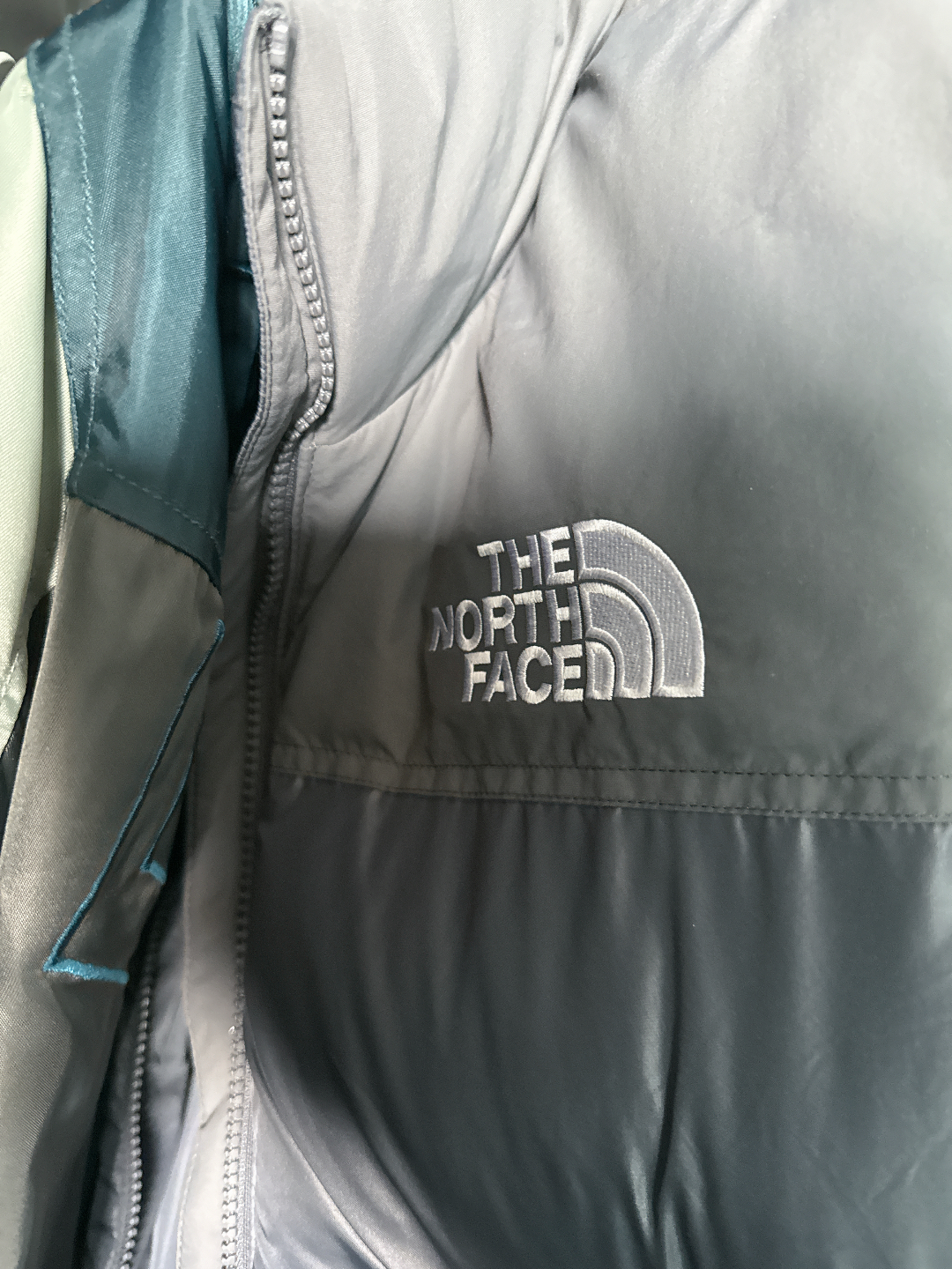 custom review-THE NORTH FACE Жилет Мужской Темно-Серый