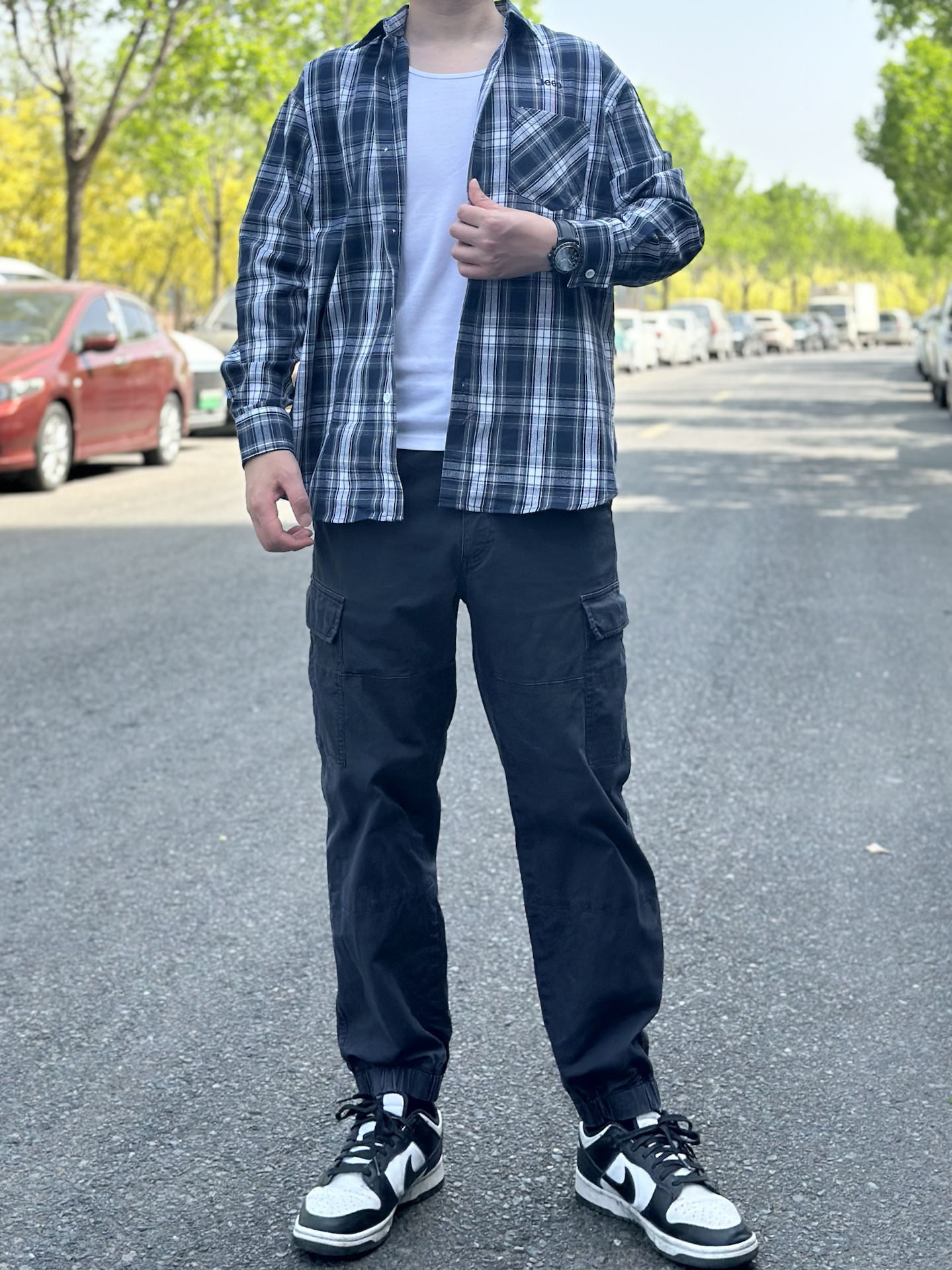 宽松有型❗百搭不设限,拼色格子衬衣街头潮男穿搭新风尚😎