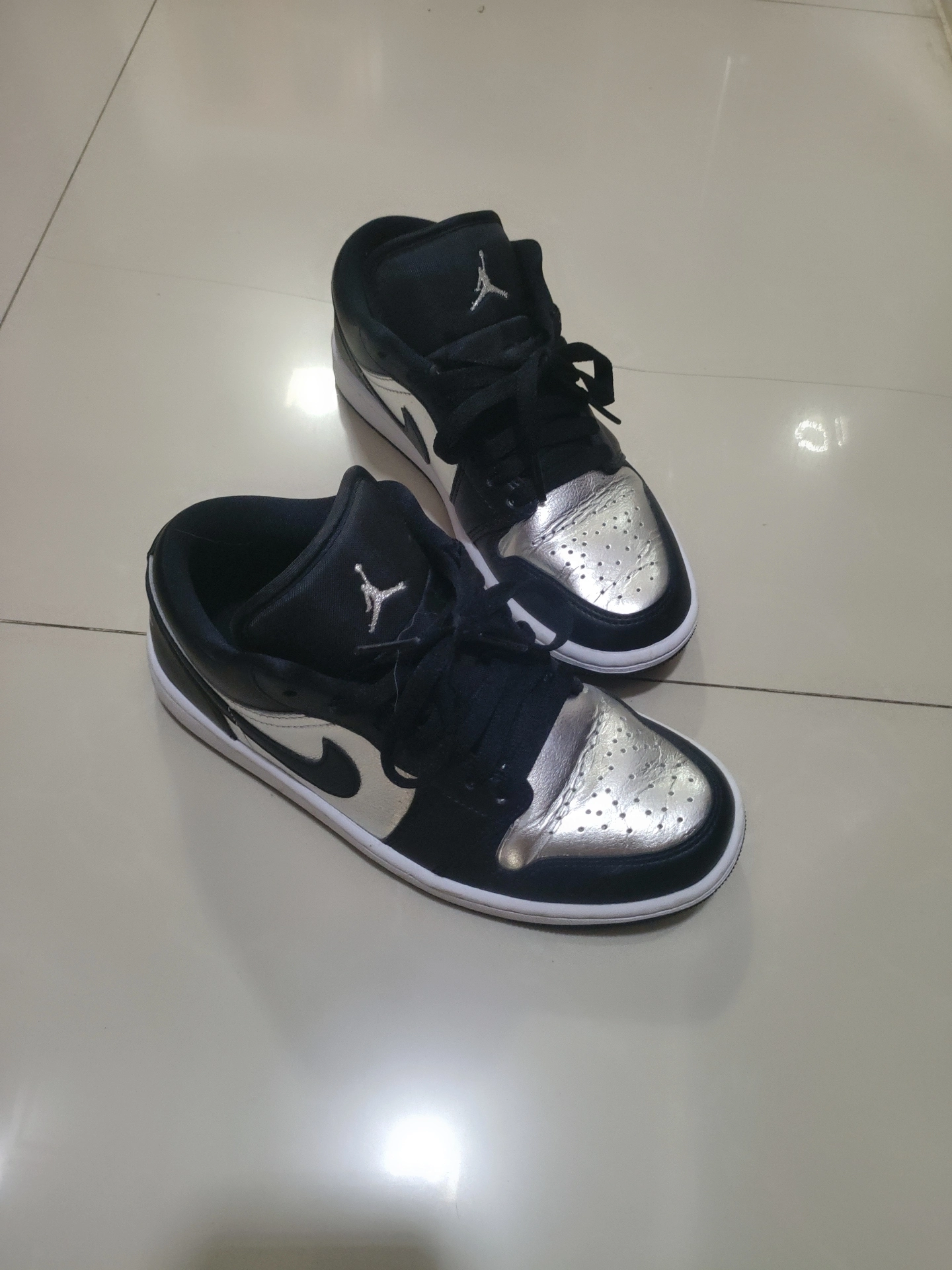 custom review-Jordan Air Jordan 1 Low 'Серебряный Палец' Низкий Топ Винтажные Баскетбольные Кроссовки Женские Черный Серебряный